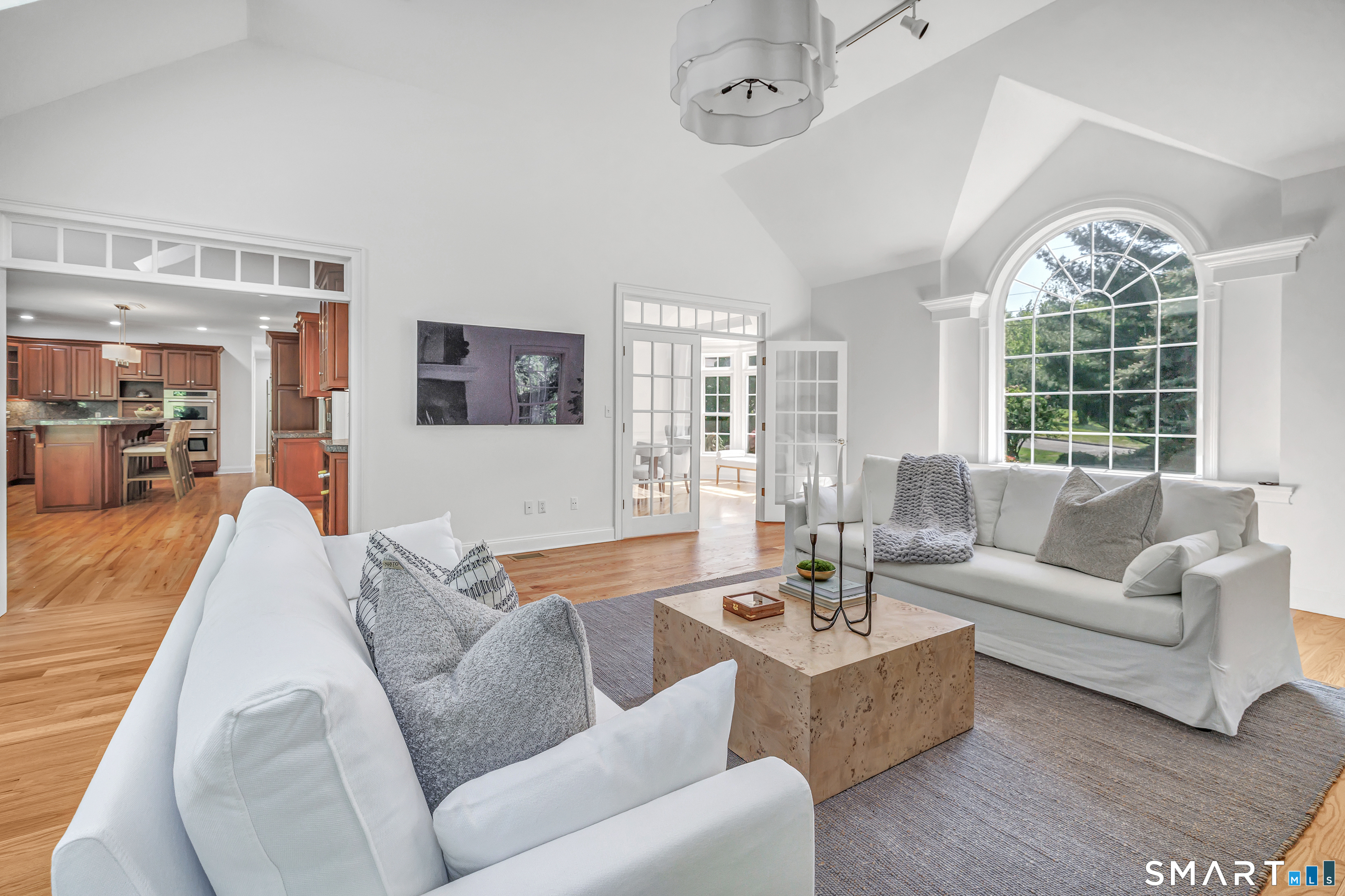 35 Hunting Ridge Road