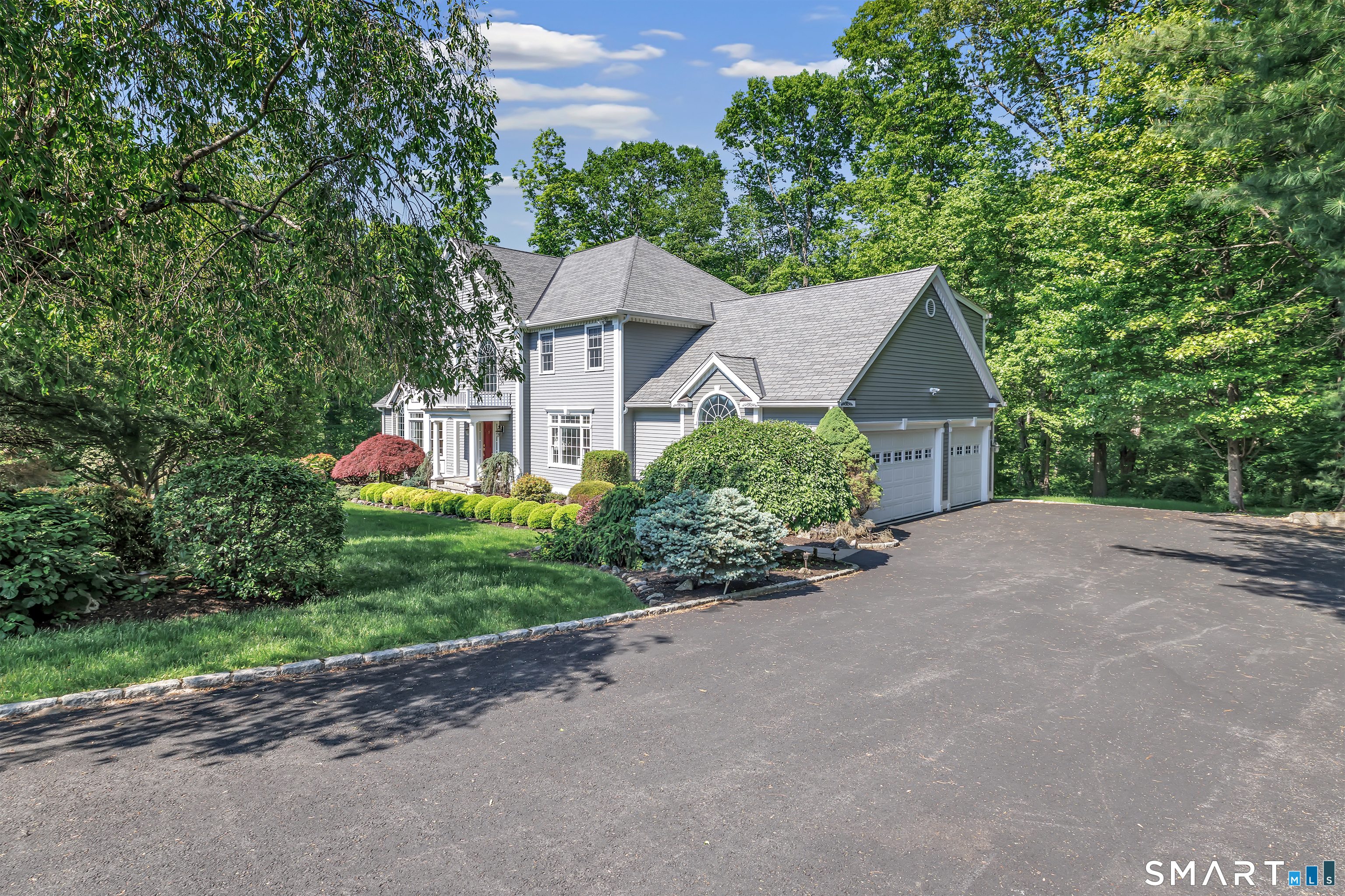 35 Hunting Ridge Road
