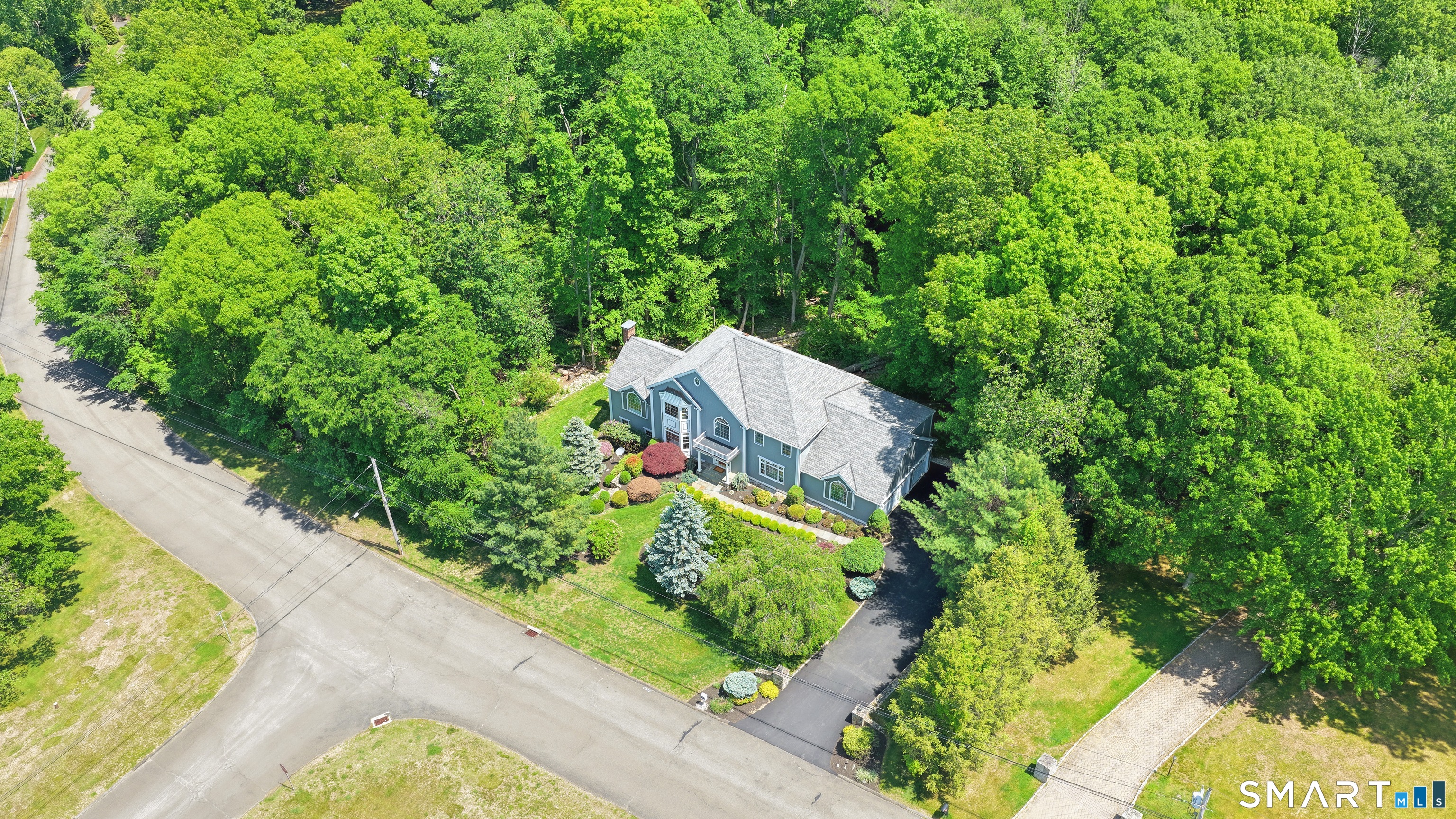35 Hunting Ridge Road
