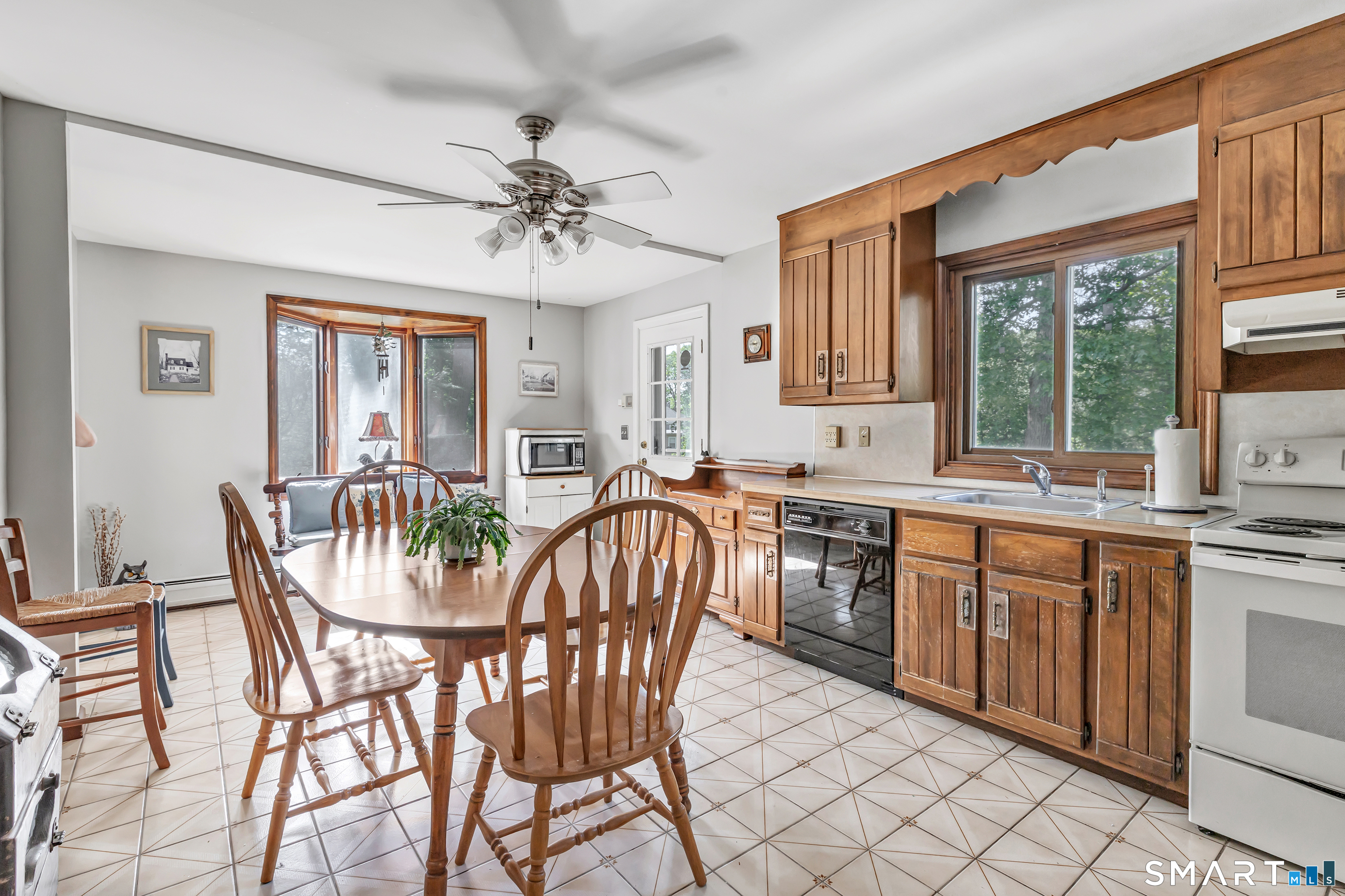 36 Romanock Place