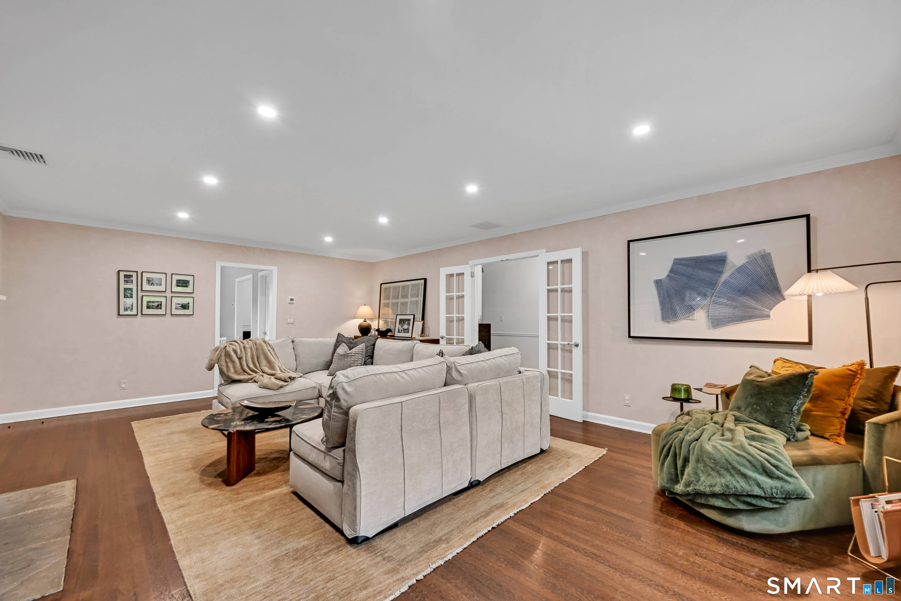 13 Hickory Drive