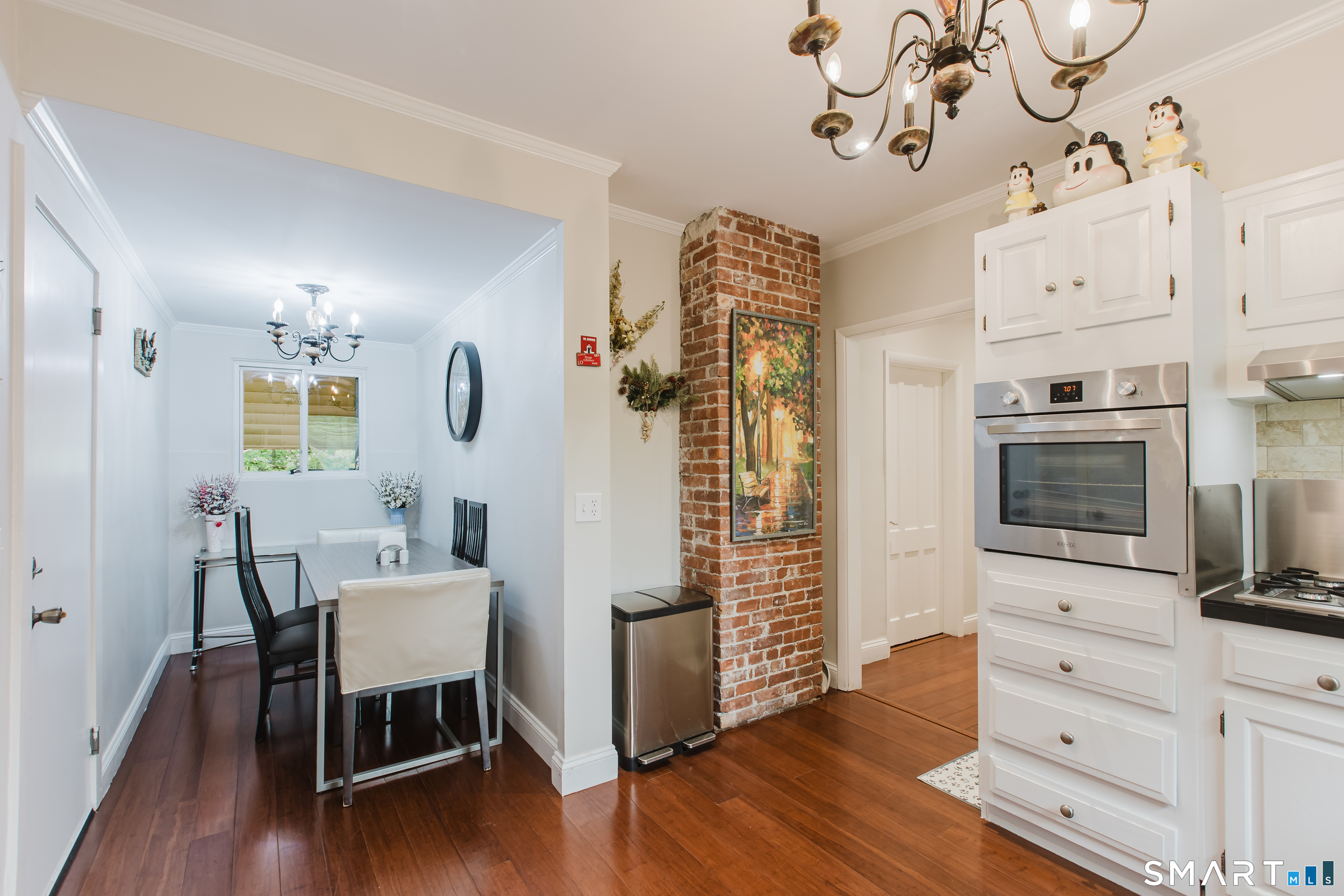 64 Maple Tree Avenue Unit: 2