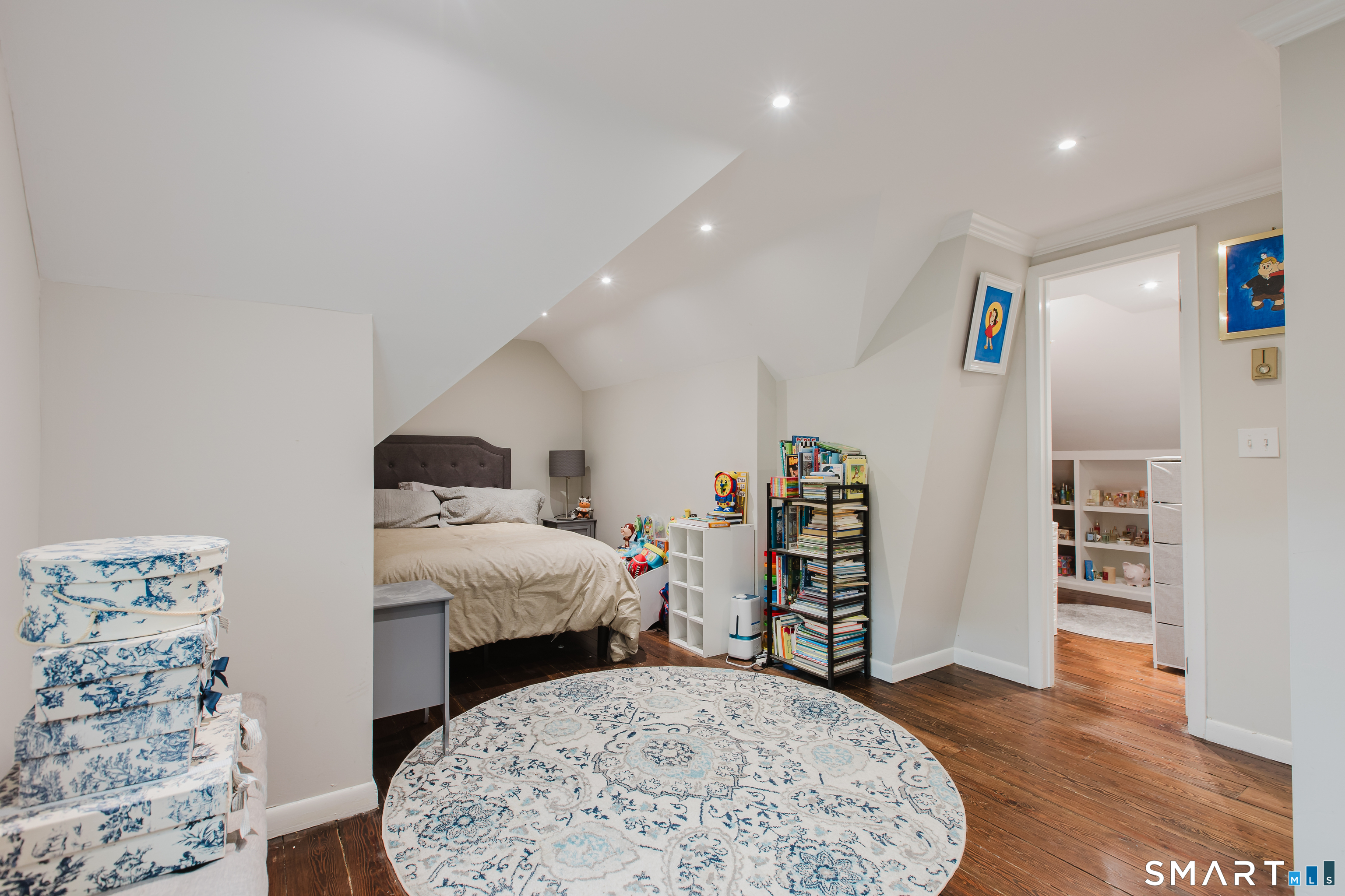 64 Maple Tree Avenue Unit: 2