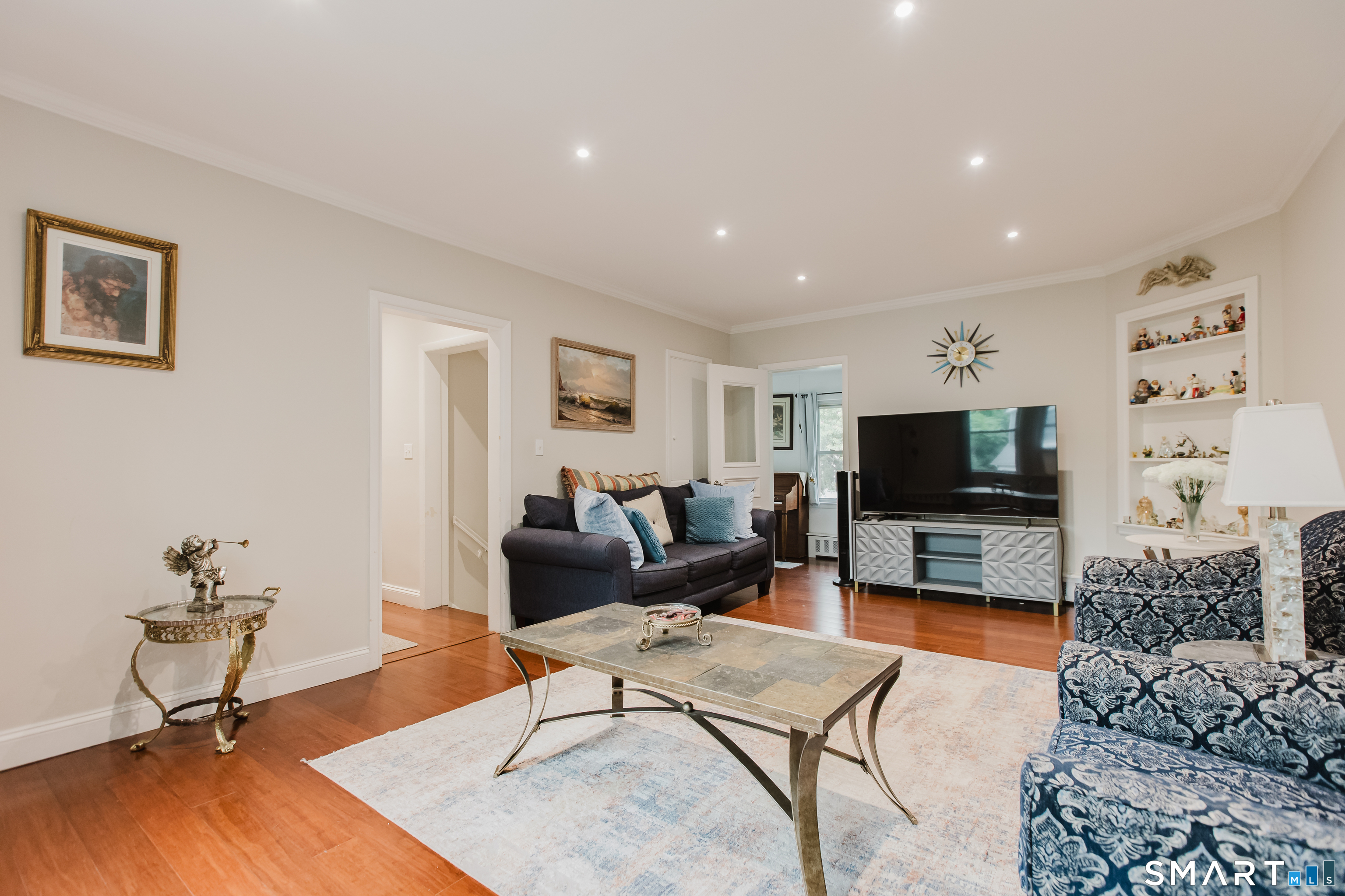64 Maple Tree Avenue Unit: 2
