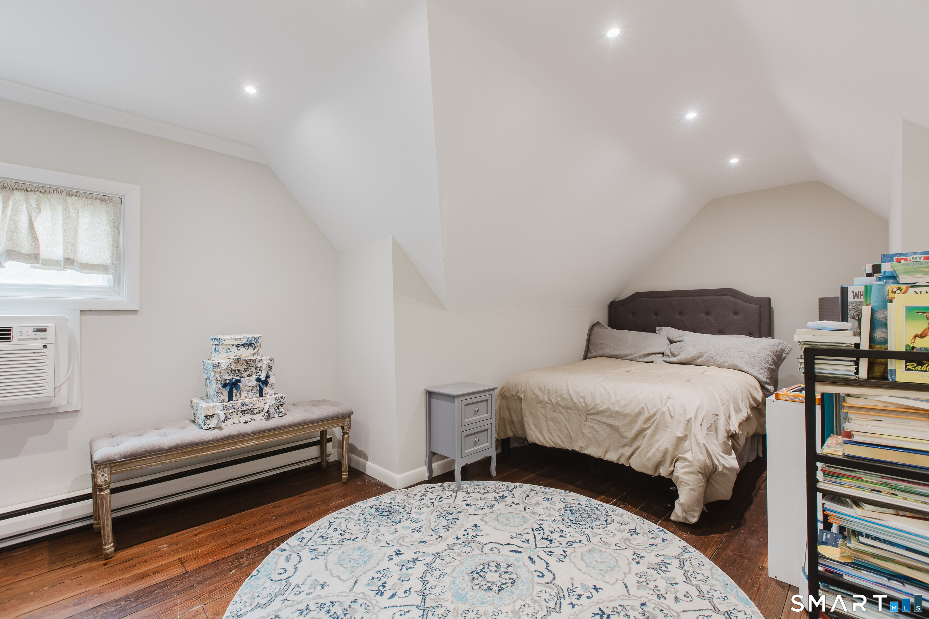 64 Maple Tree Avenue Unit: 2