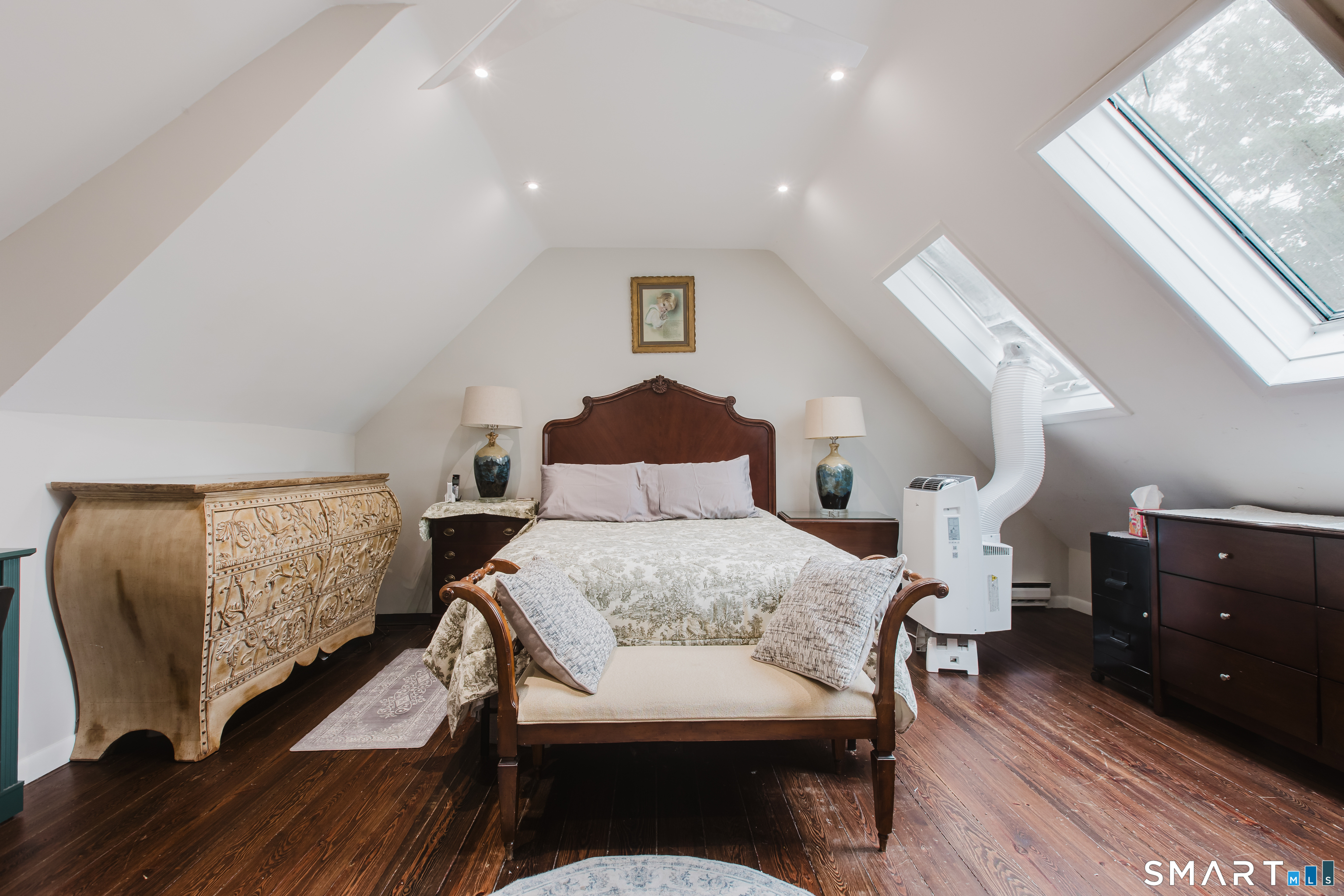 64 Maple Tree Avenue Unit: 2