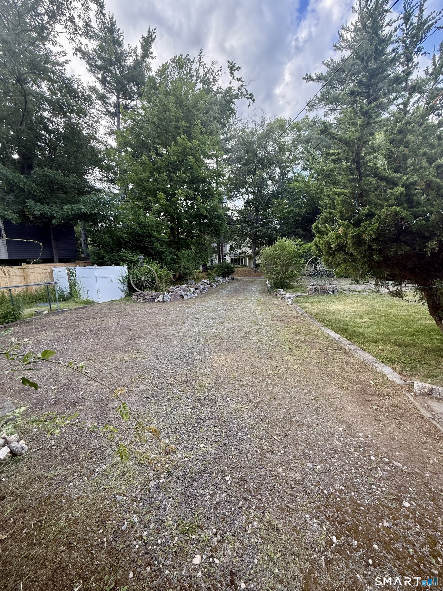 3 PRINCES PINE Road