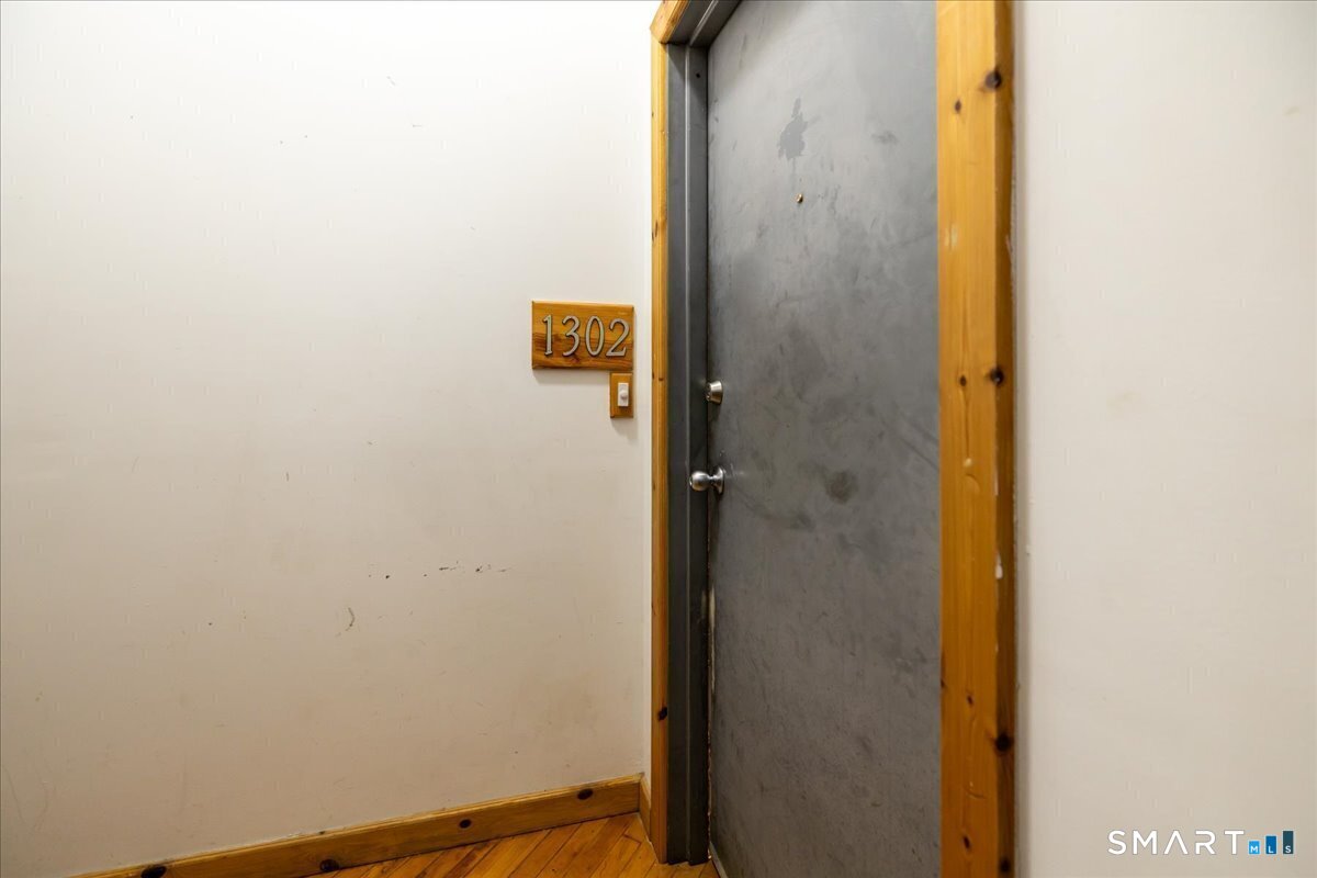 325 Lafayette Street Unit: 1302