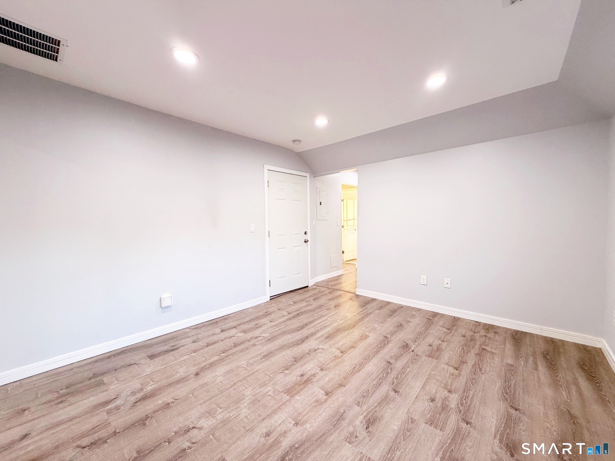 310 Alden Avenue Unit: B