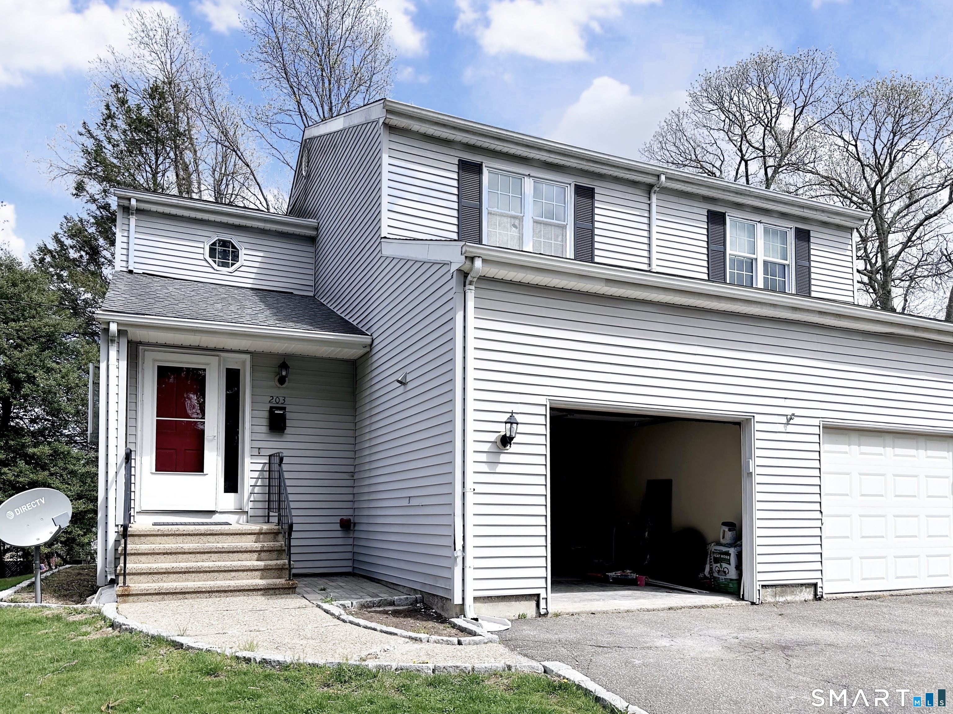 203 Capewell Avenue
