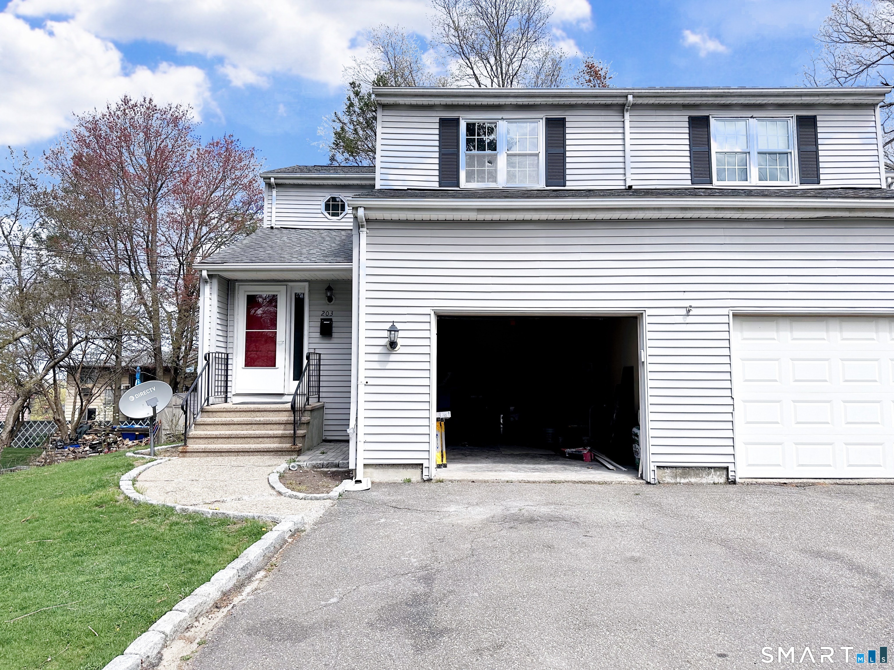 203 Capewell Avenue