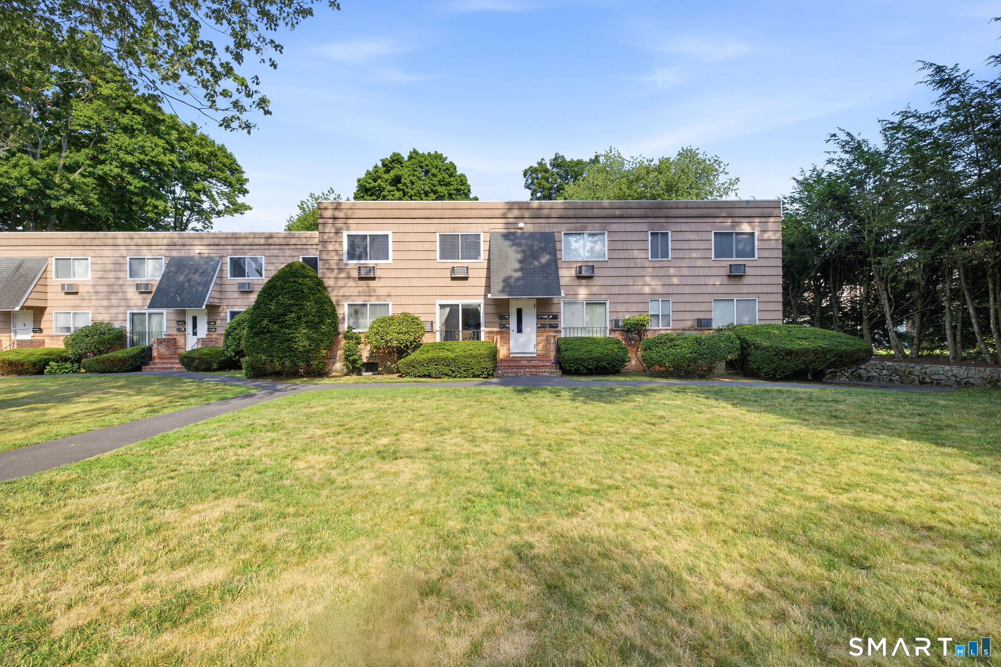 201 Highview Avenue Unit: D2