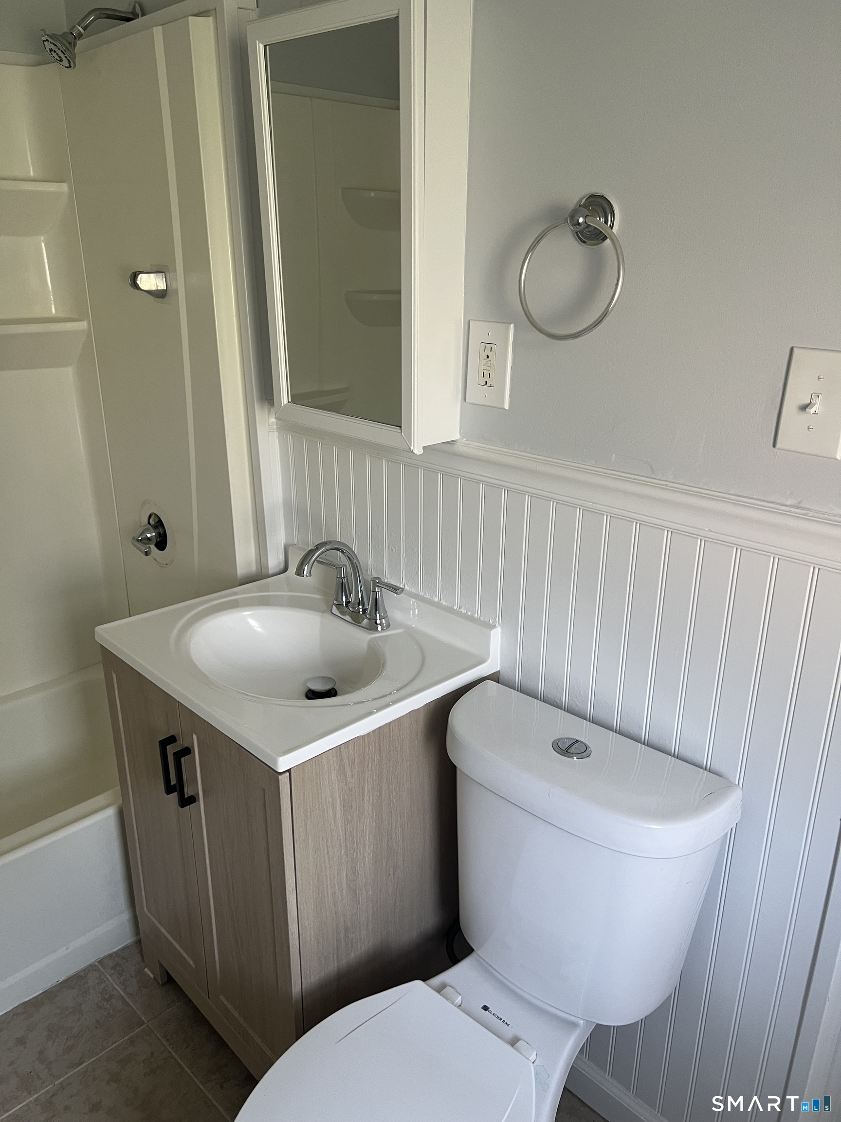 24 Circular Avenue Unit: 3B