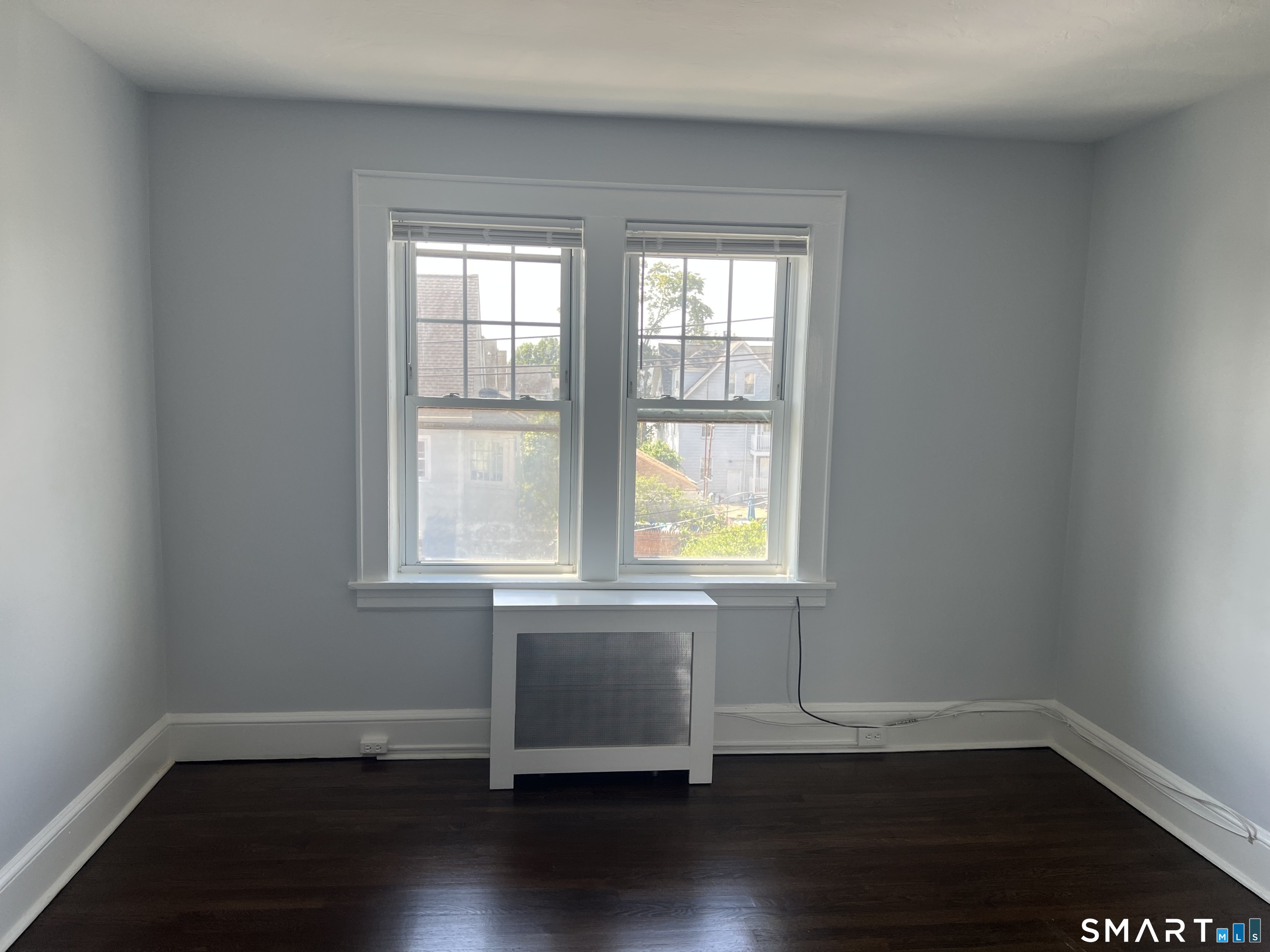24 Circular Avenue Unit: 3B