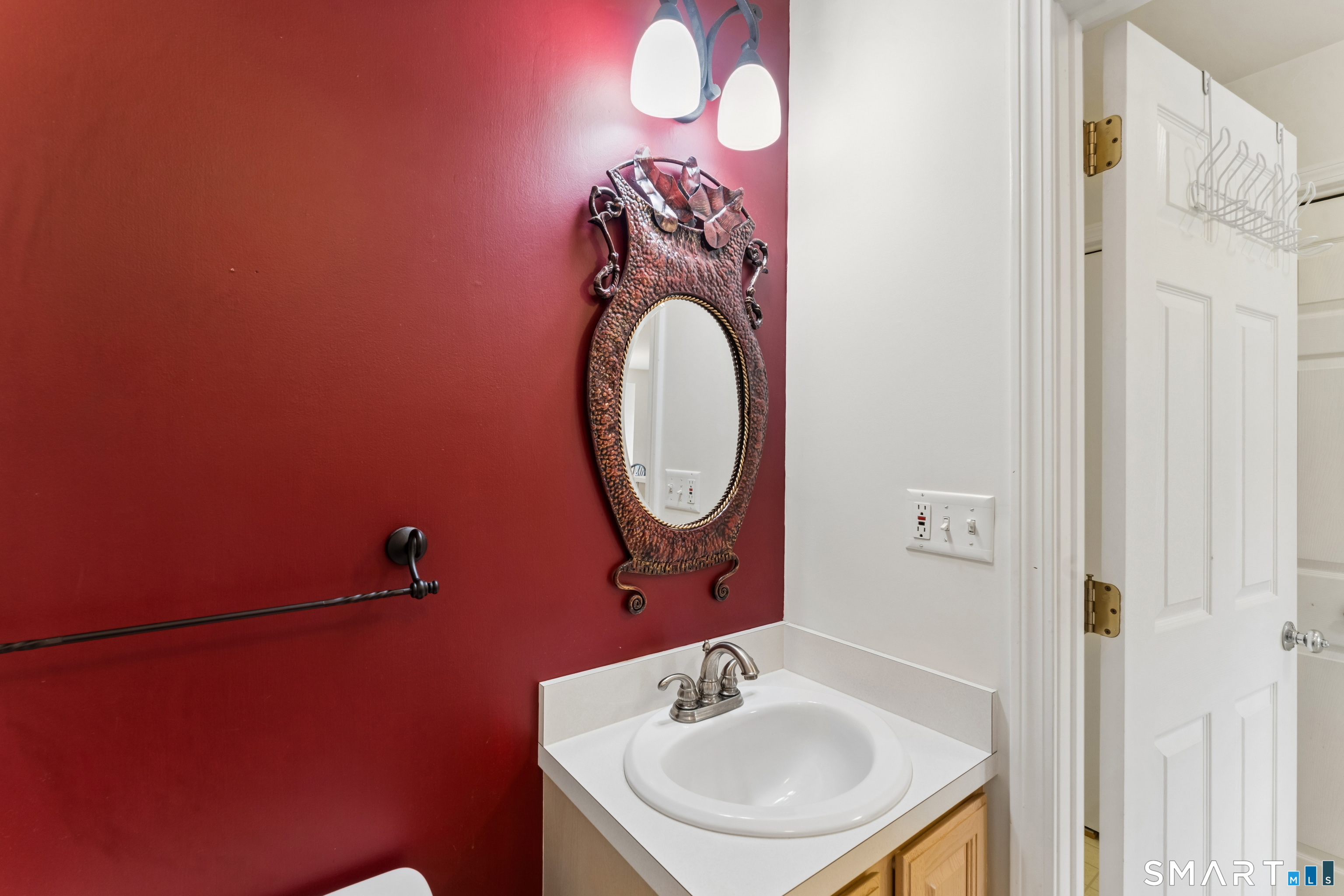 73 Forest Road Unit: A