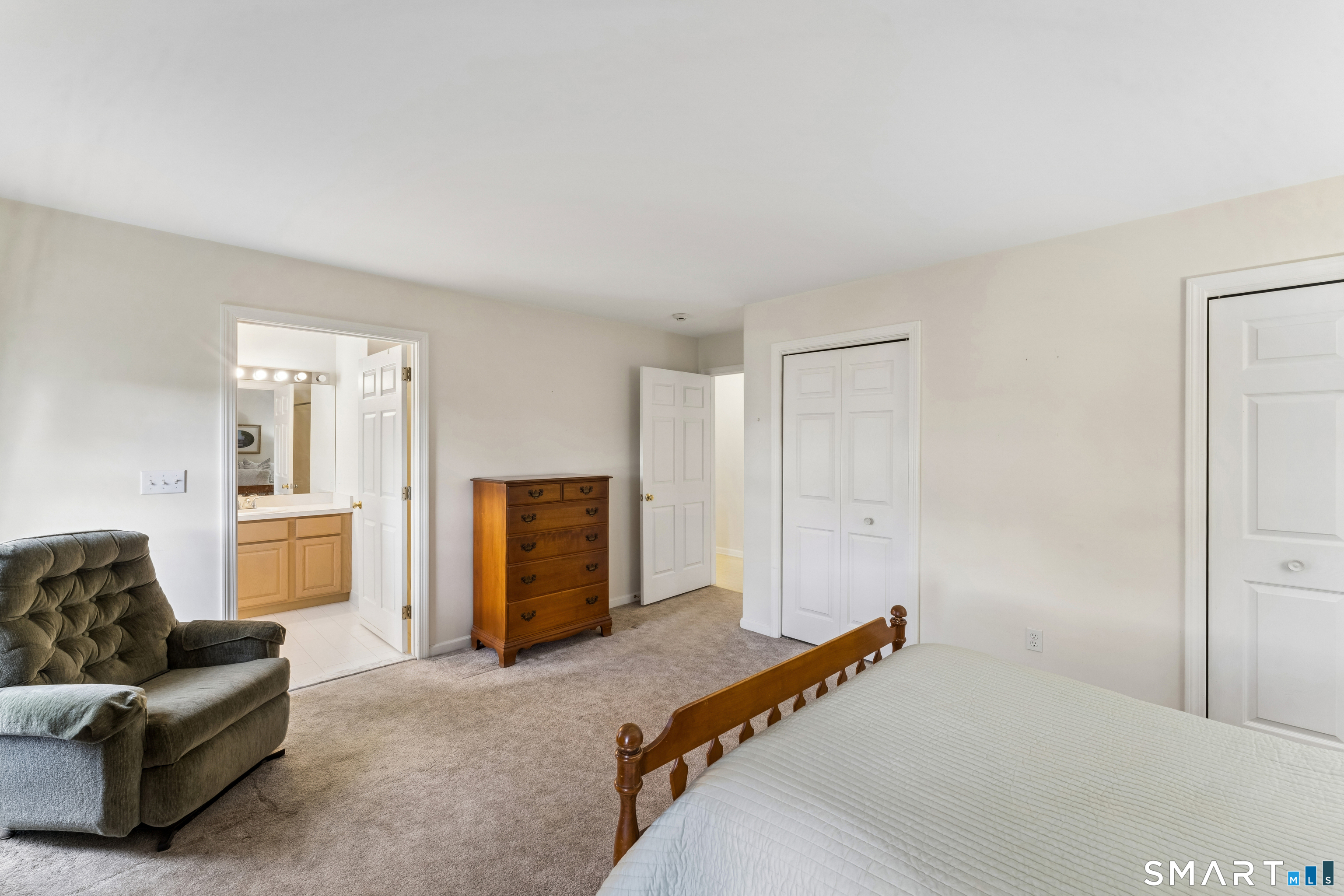 73 Forest Road Unit: A