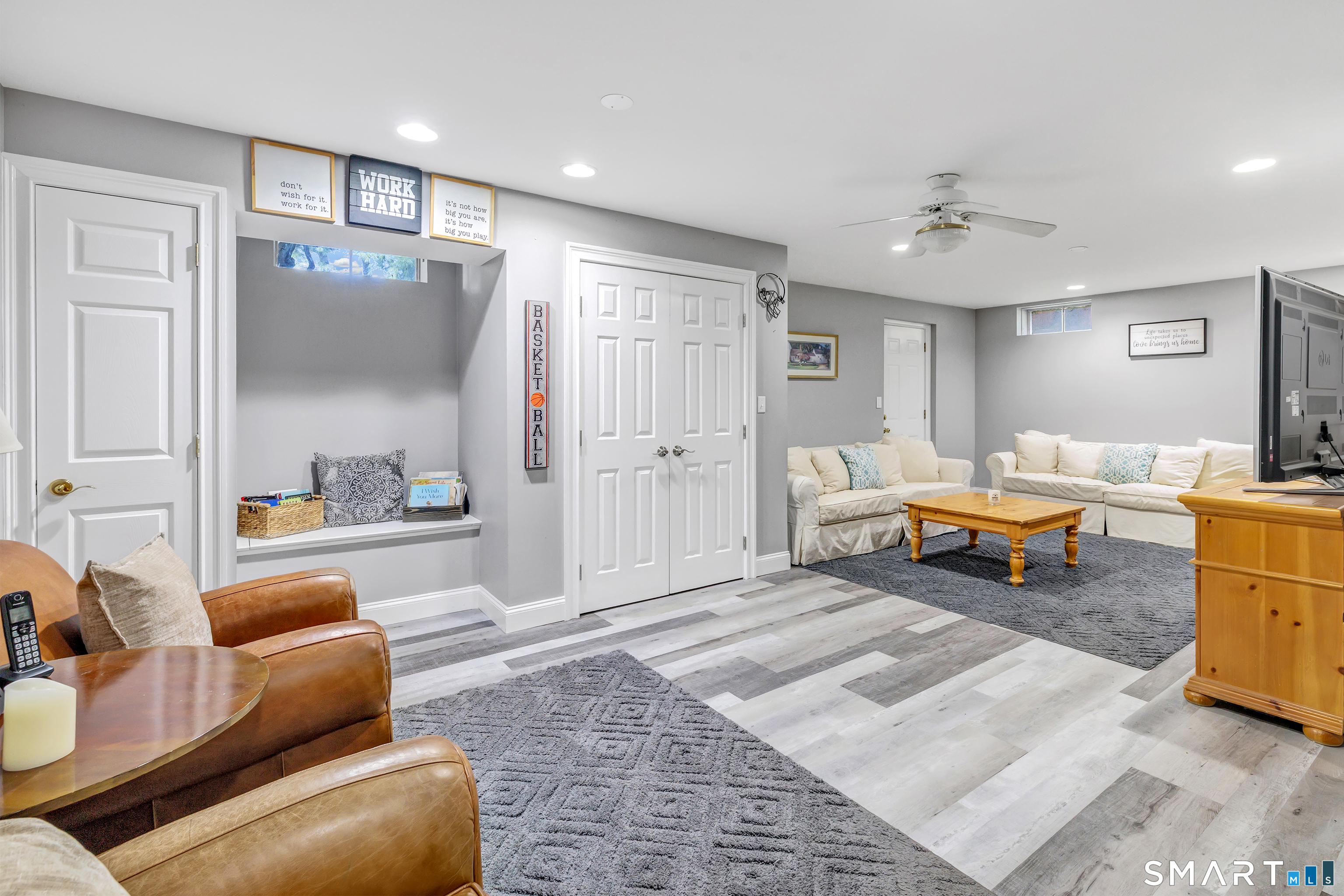 305 South Gate Lane