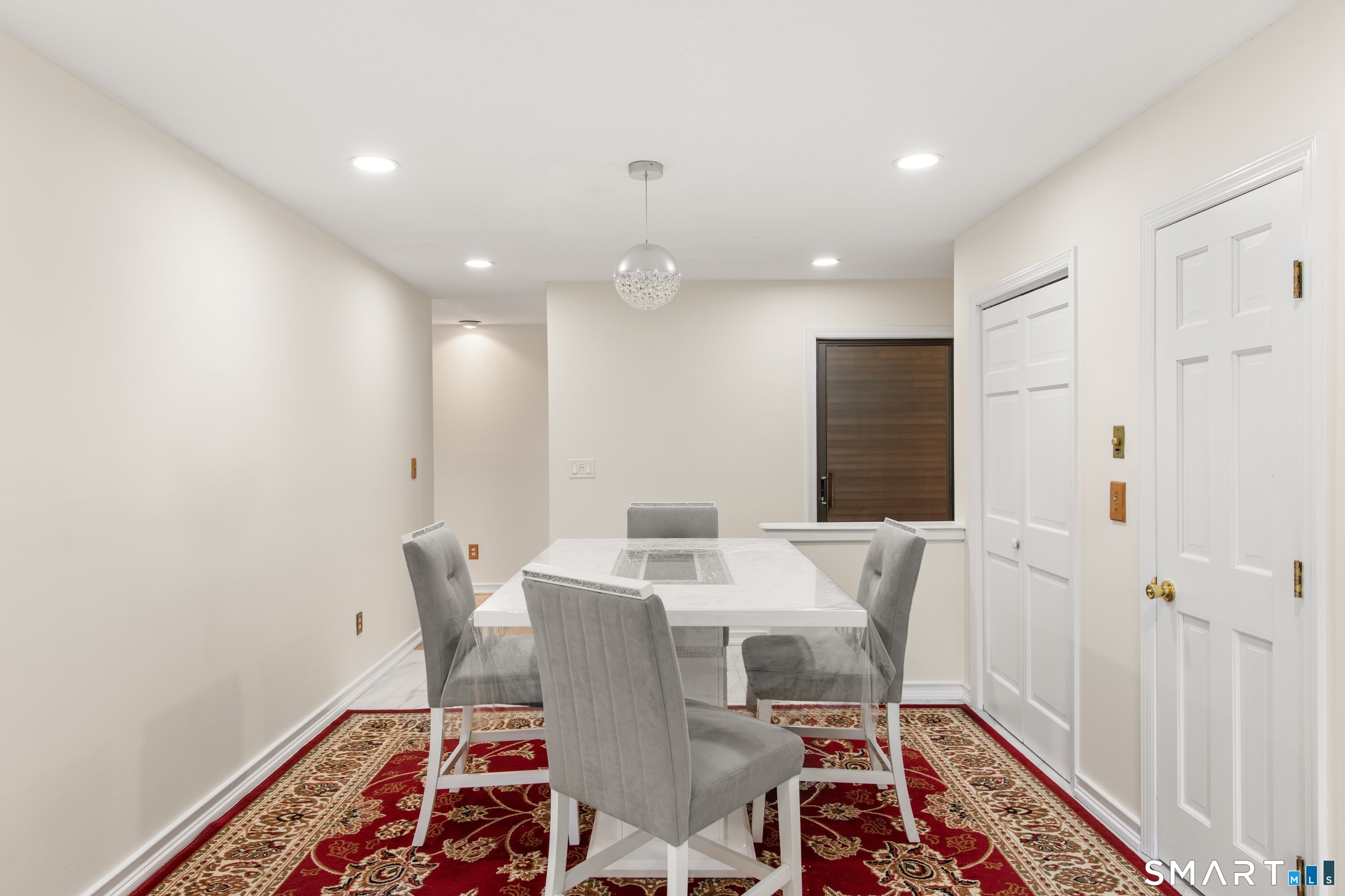 223 Sterling Road