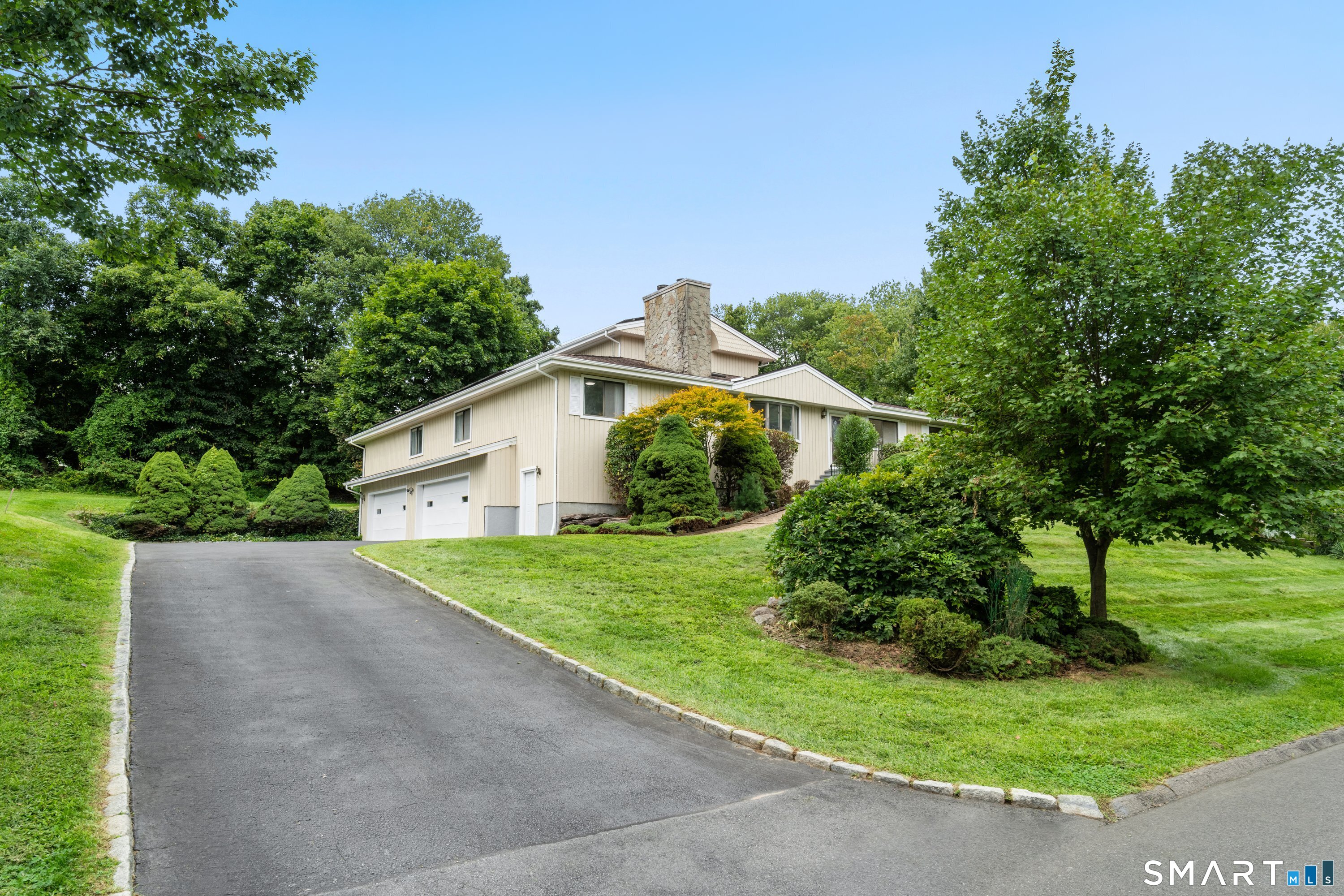 223 Sterling Road