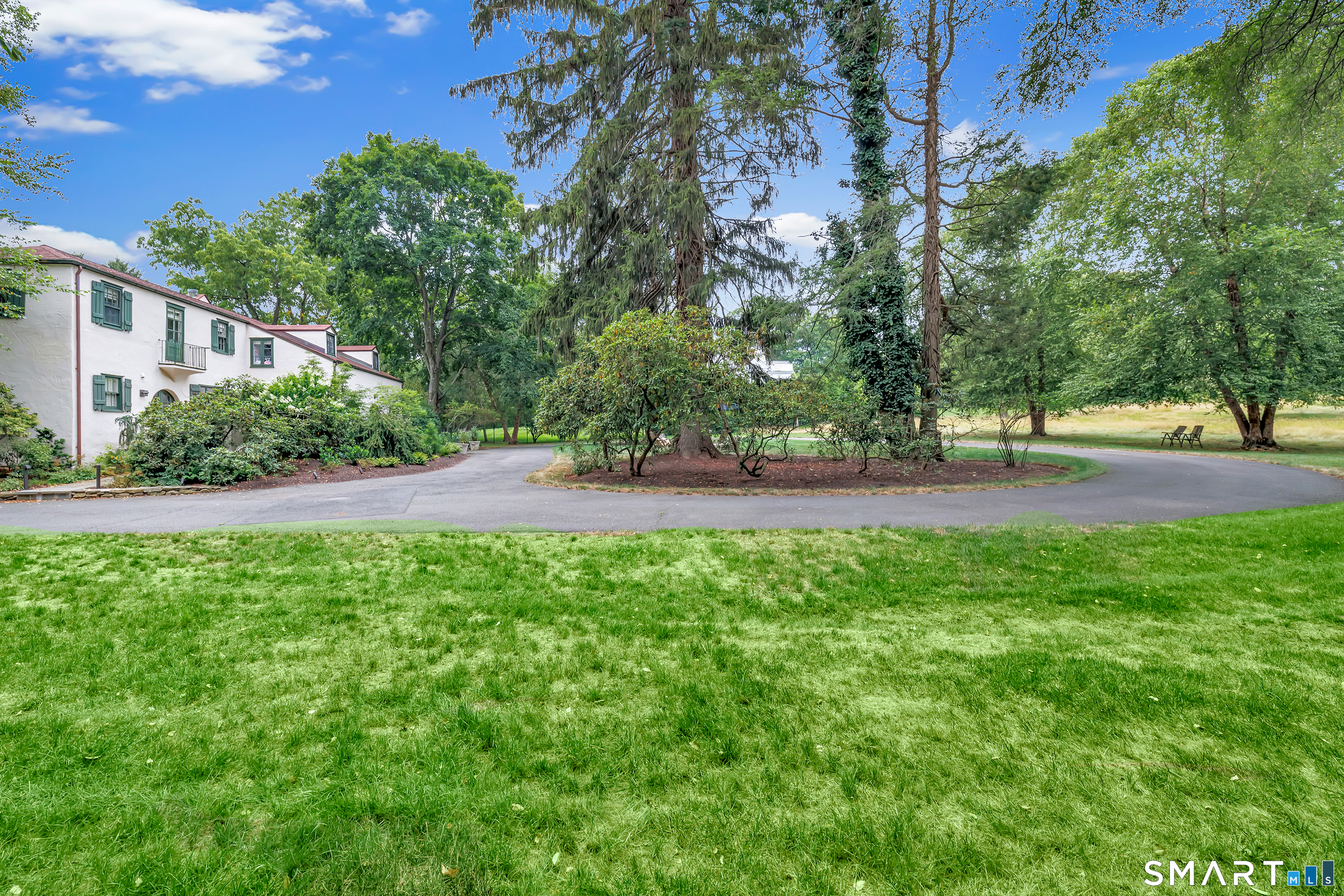61 Clapboard Hill Road