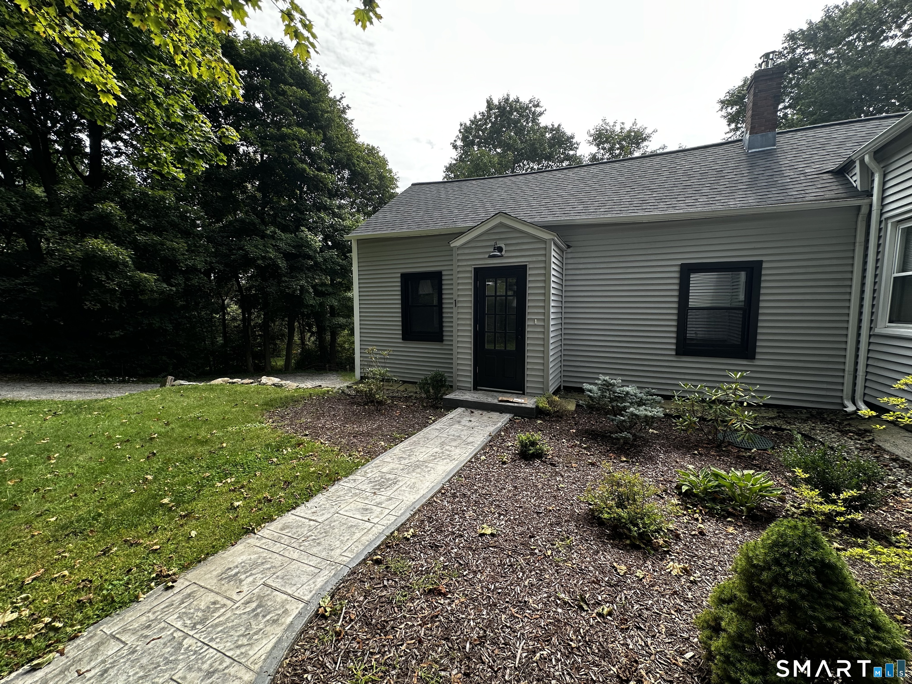 70 East Street Unit: 1A