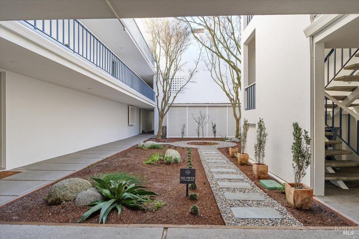 1331 Shelter Bay Ave