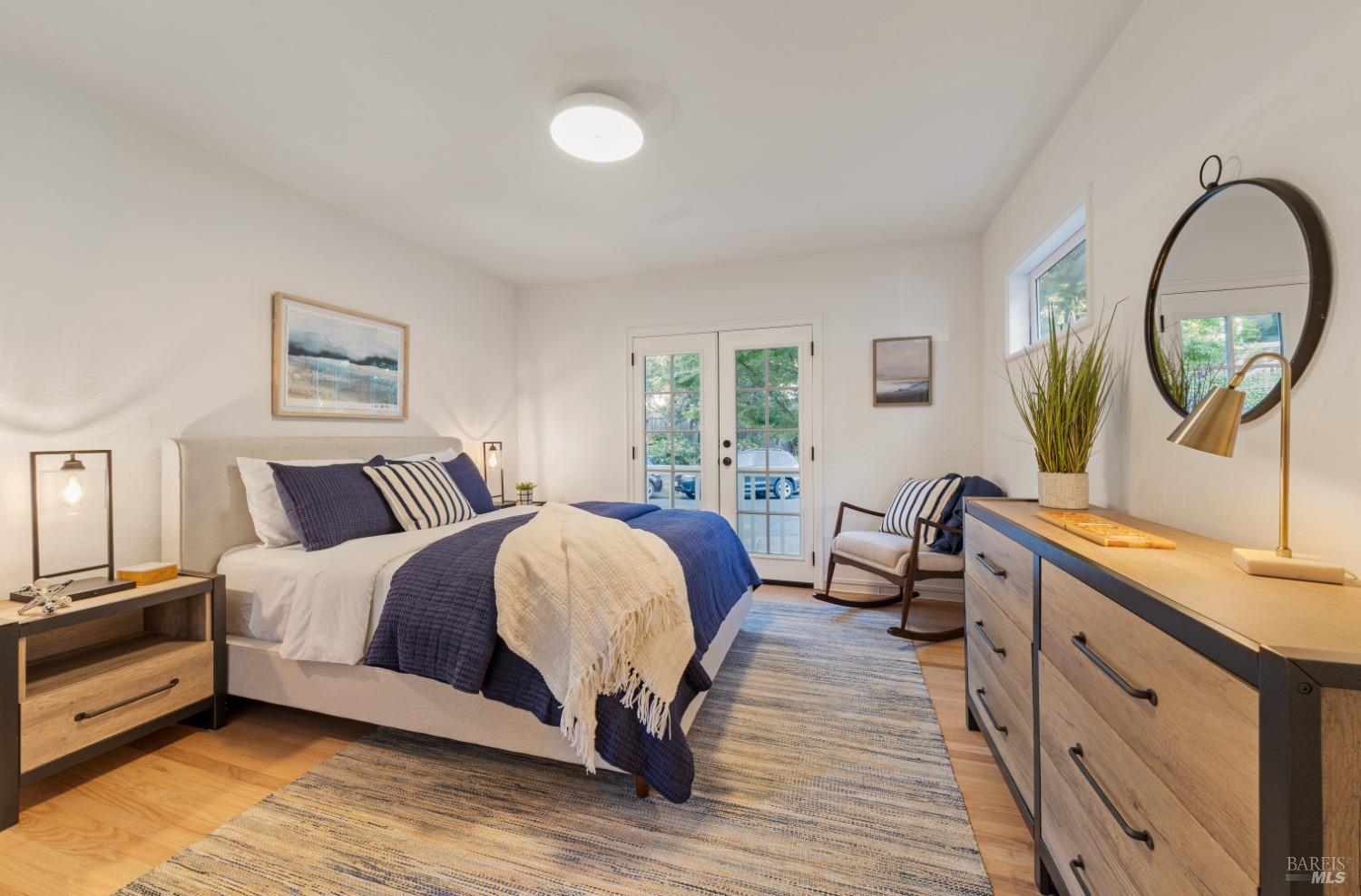 239 W Blithedale Ave