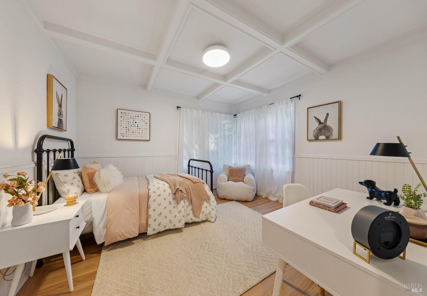 239 W Blithedale Ave