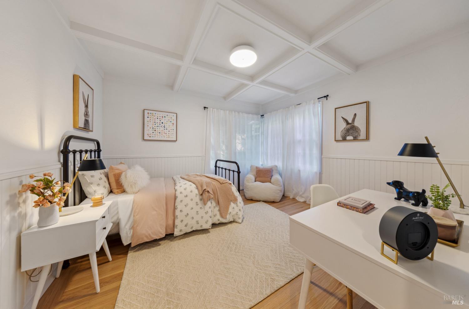 239 W Blithedale Ave