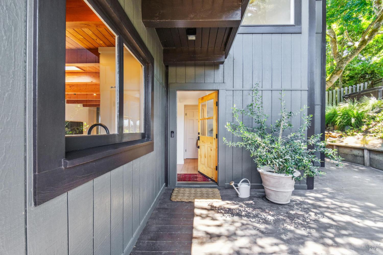 723 Alta Vista Rd