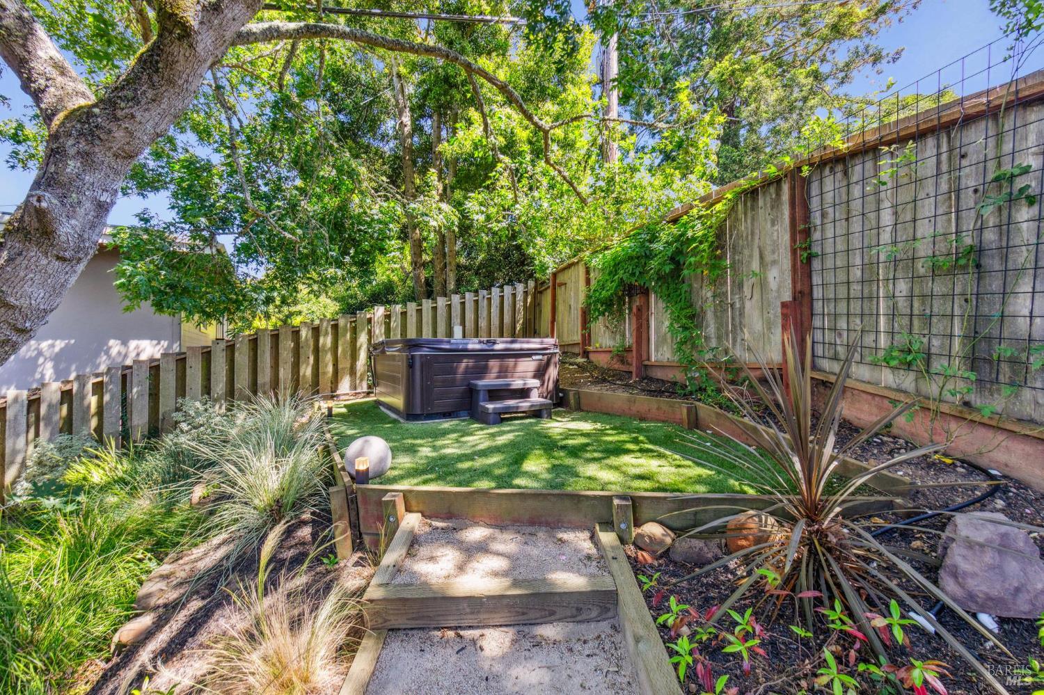 723 Alta Vista Rd