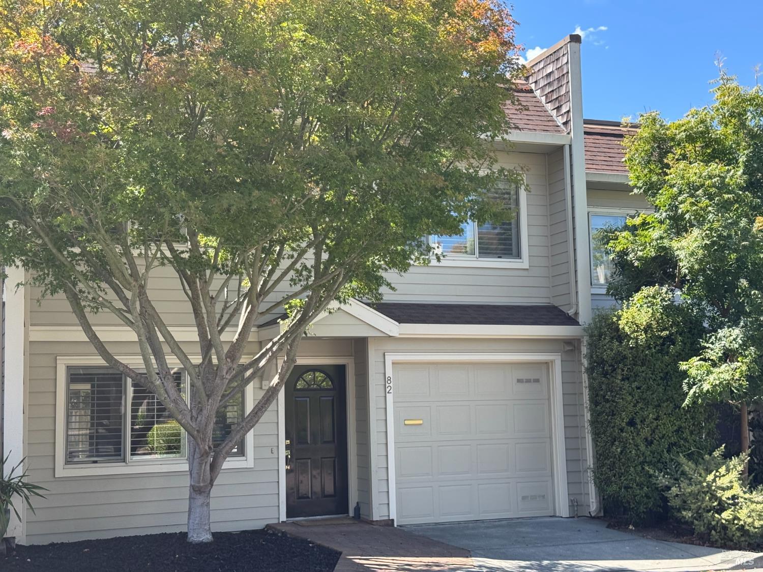 82 Mariner Green Dr