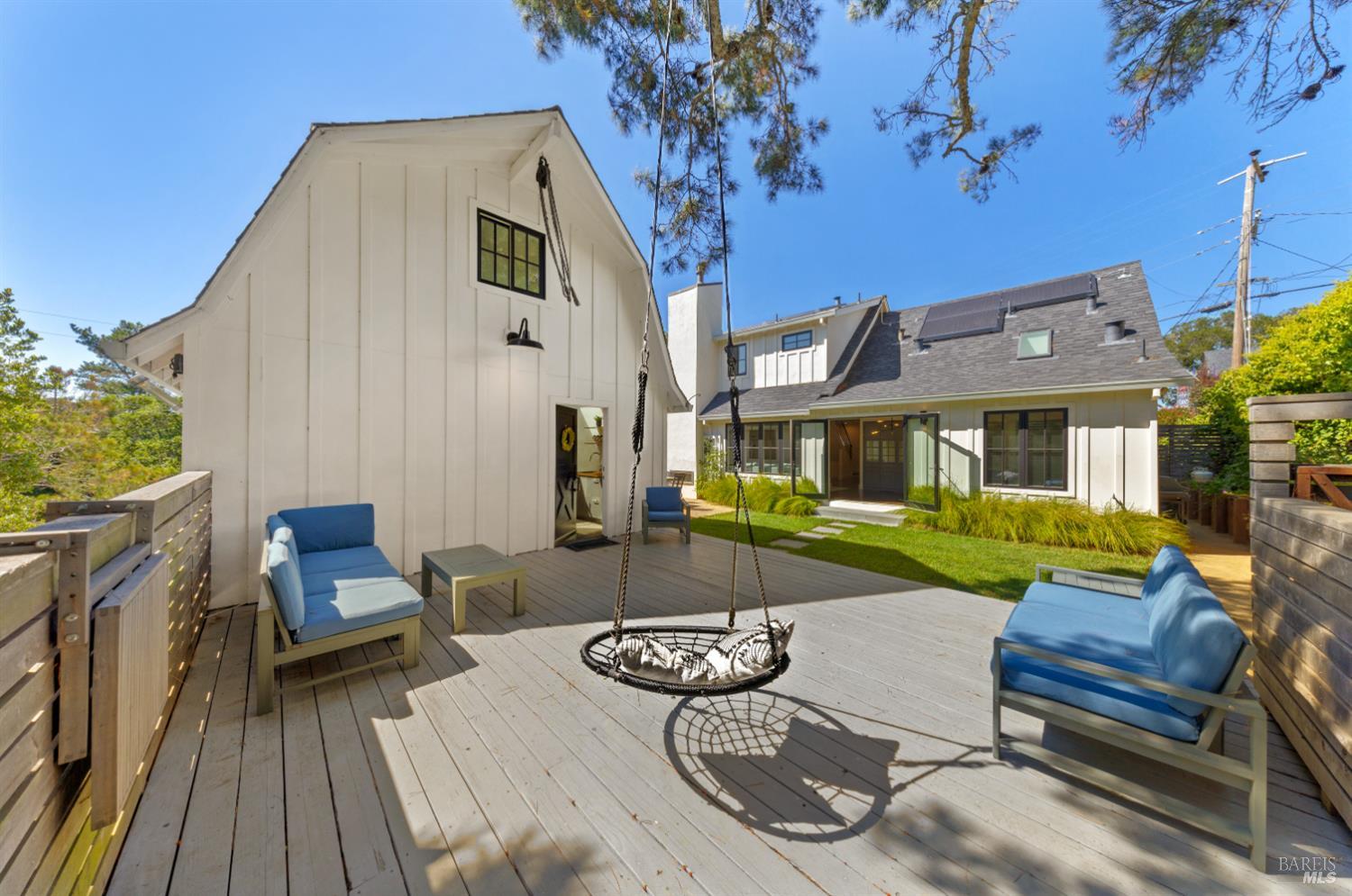 137 Granada Dr