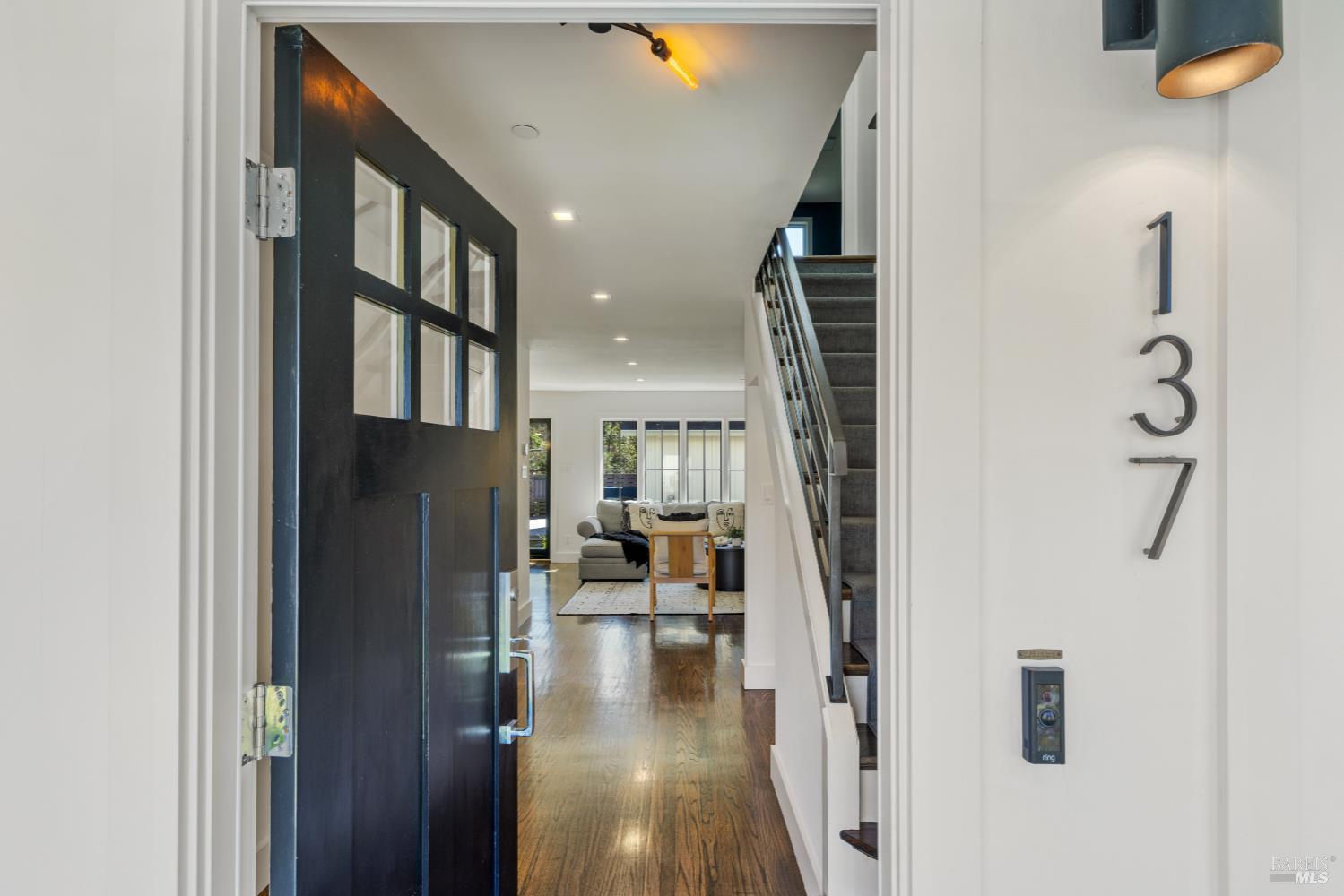137 Granada Dr