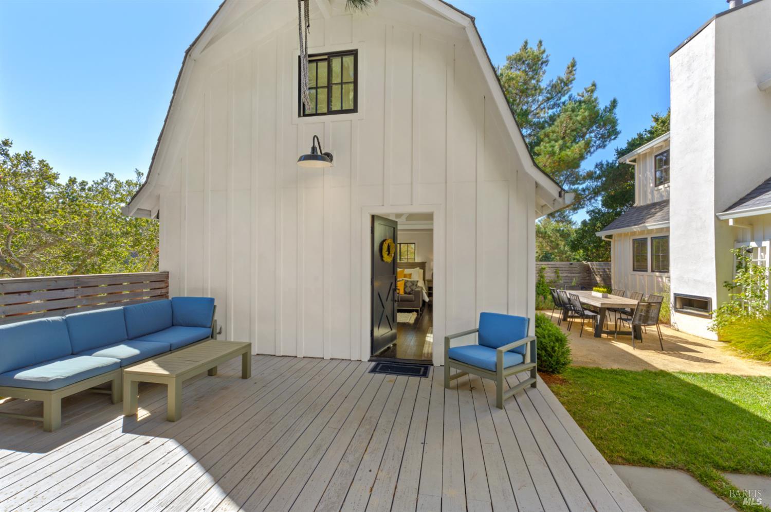 137 Granada Dr