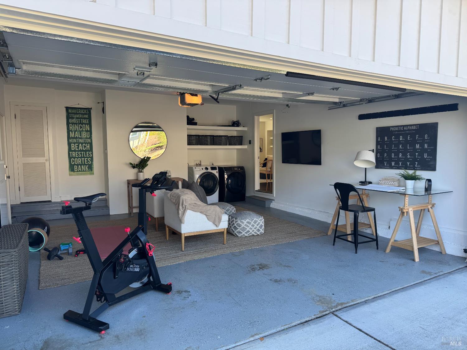 137 Granada Dr