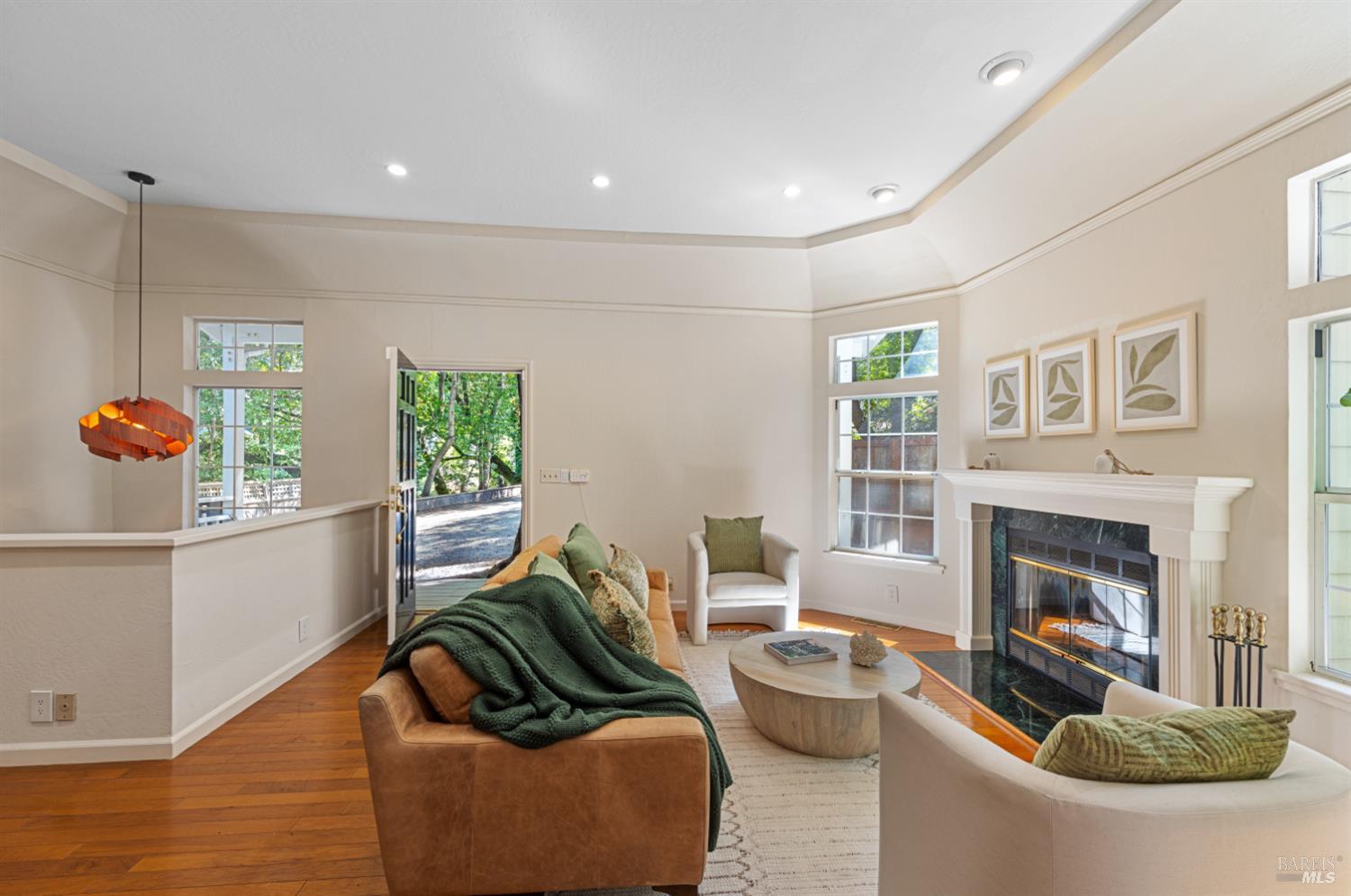 43 Creek Rd
