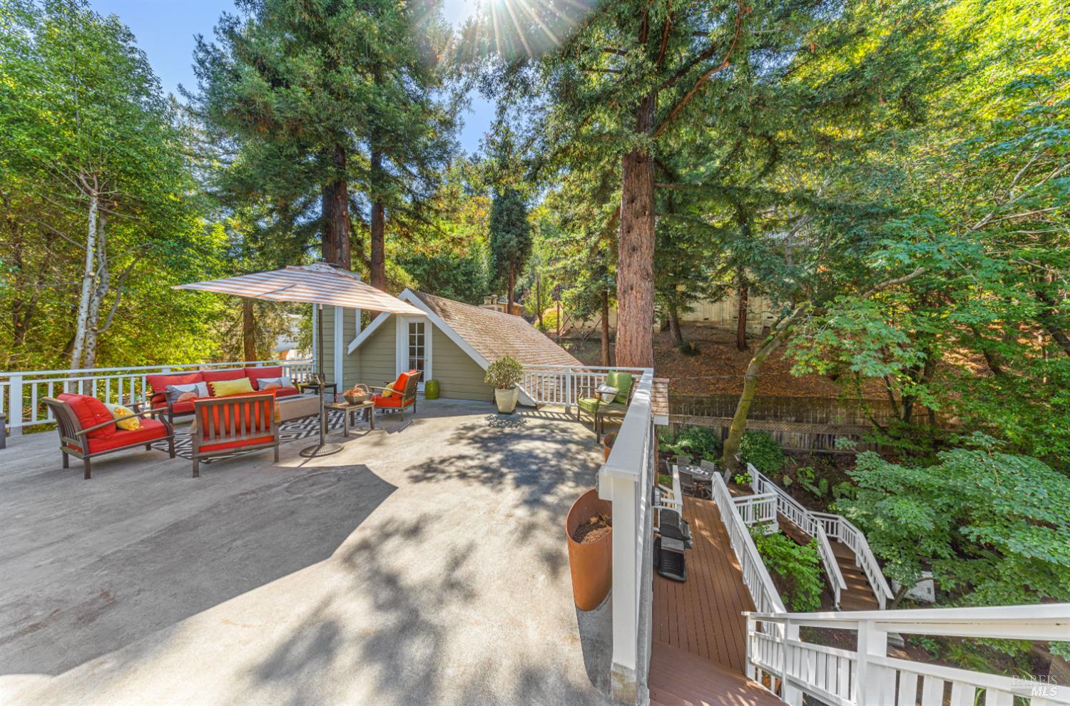 43 Creek Rd