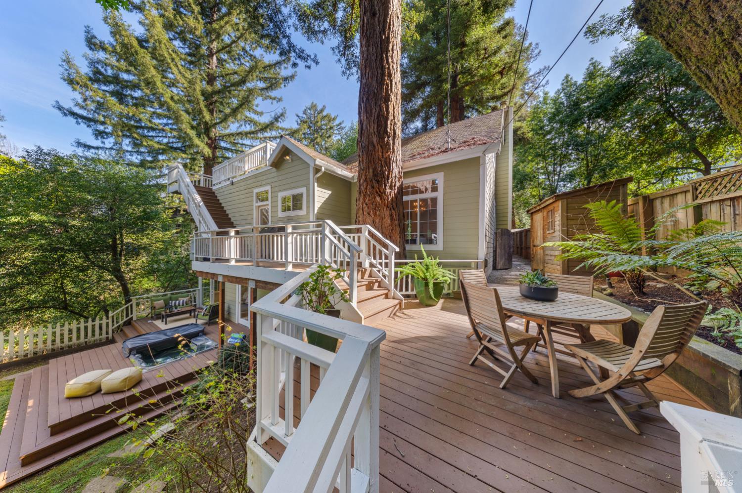 43 Creek Road