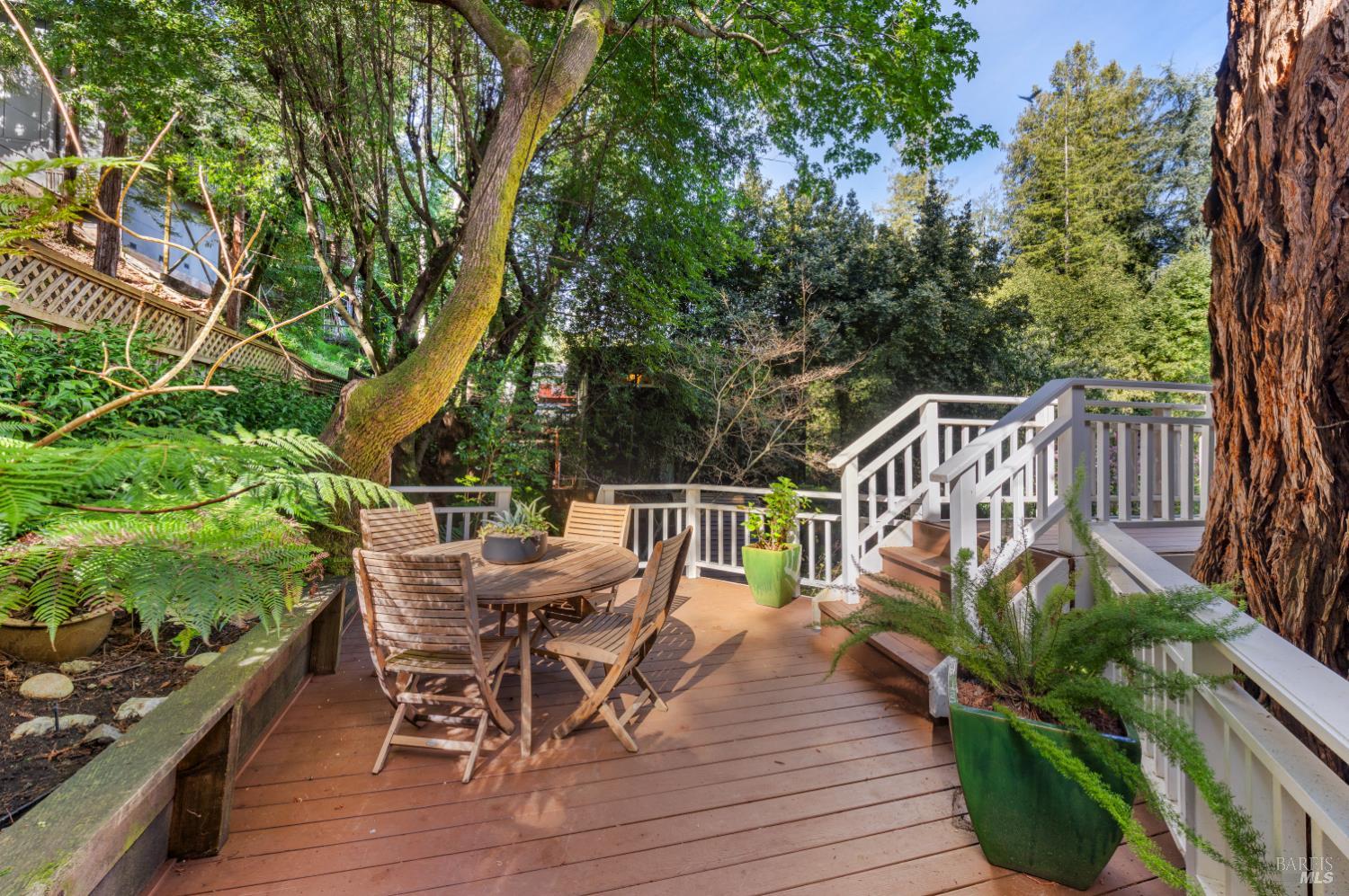 43 Creek Road