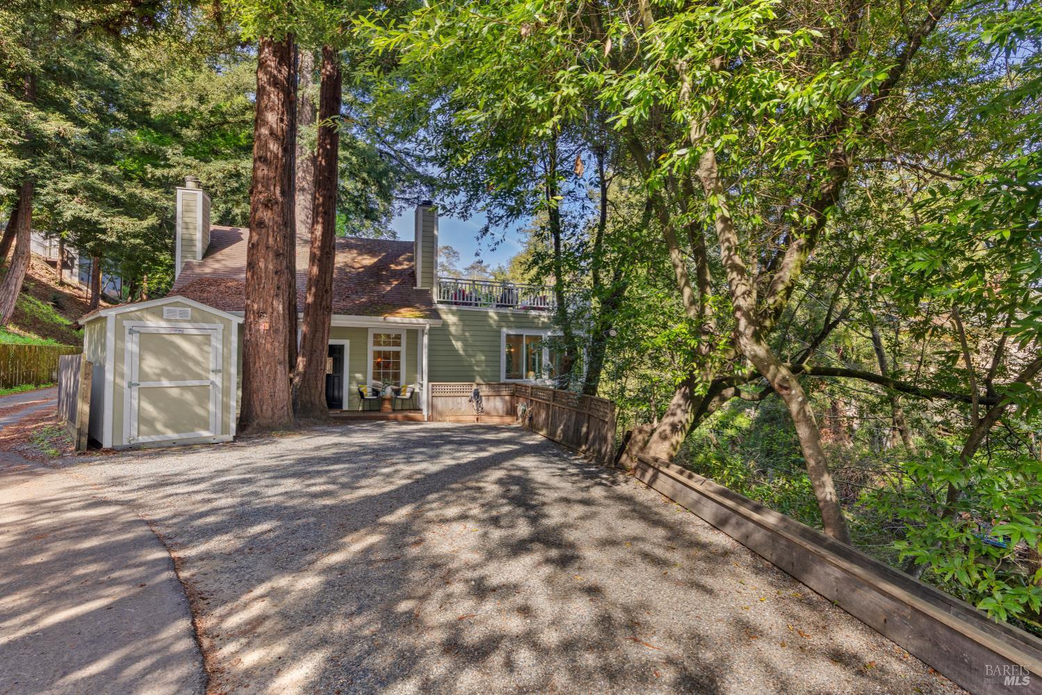 43 Creek Road