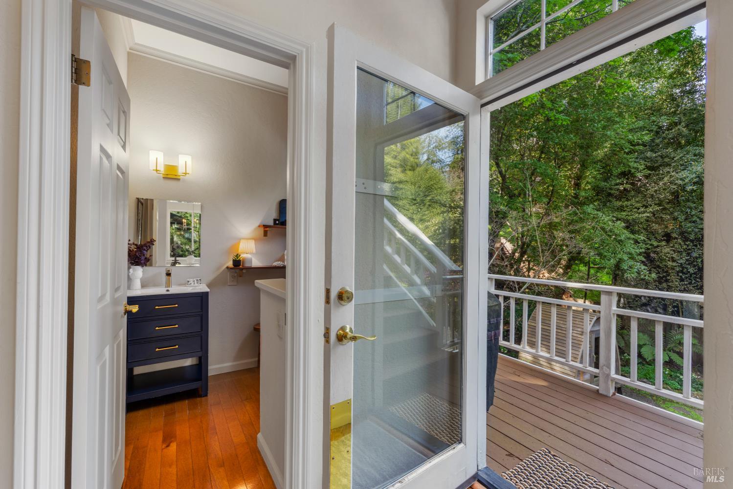43 Creek Road