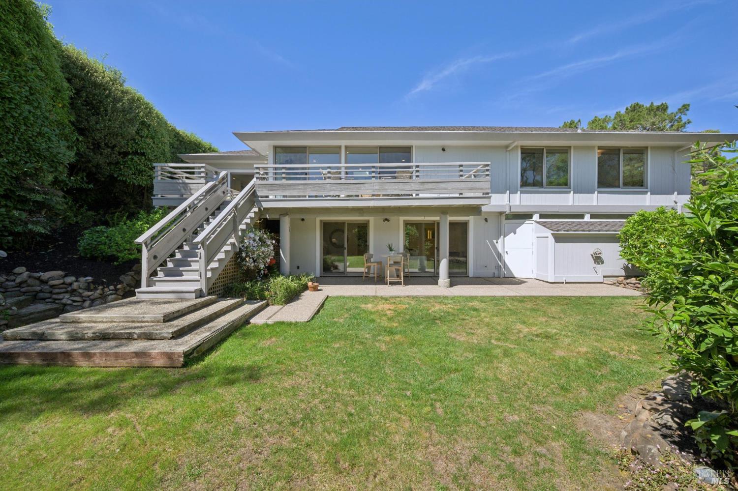 55 Upper North Terrace