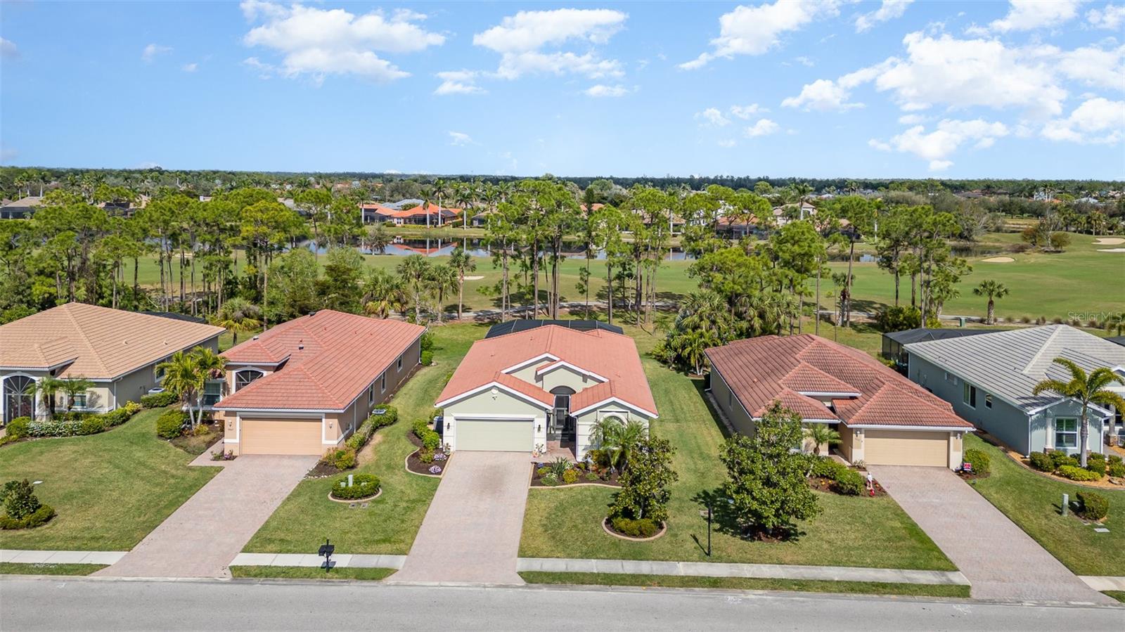 3373 MAGNOLIA LANDING LN