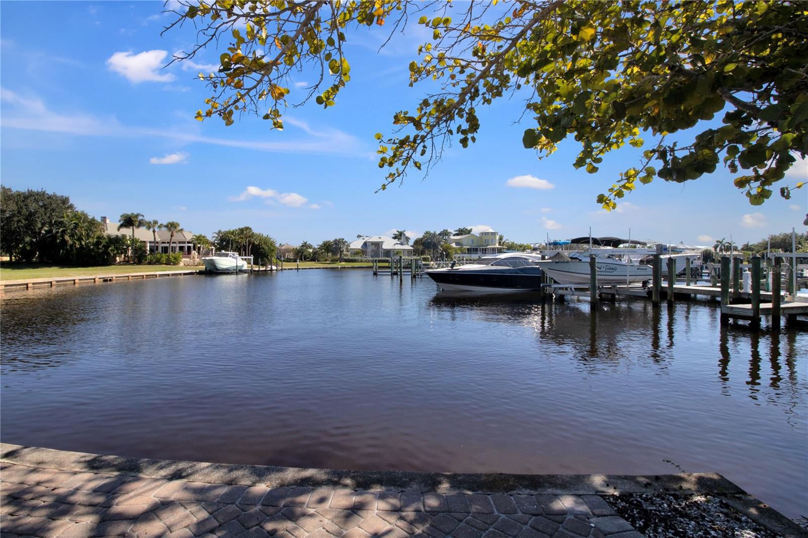 4441 GRASSY POINT BLVD