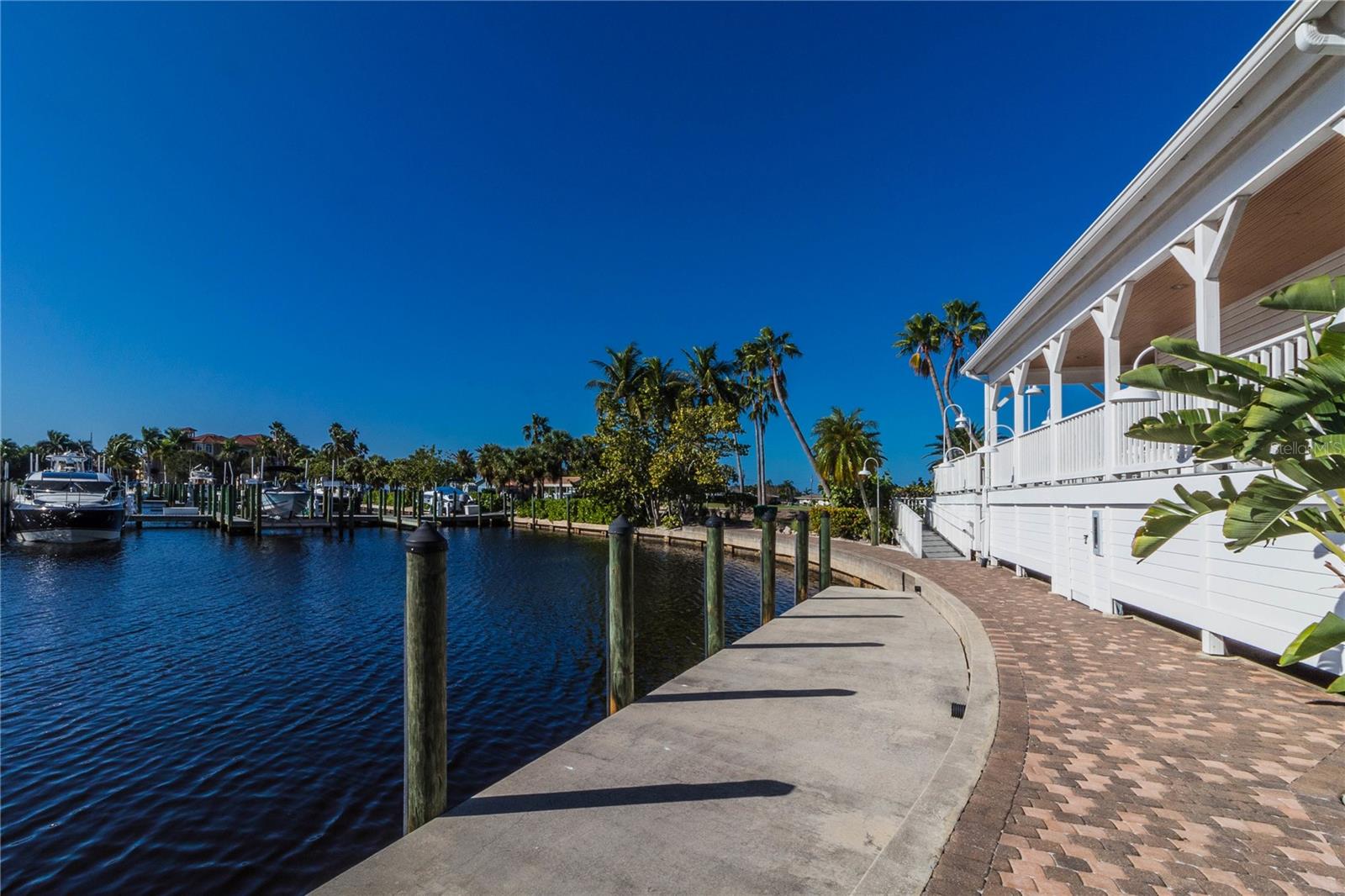 4441 GRASSY POINT BLVD