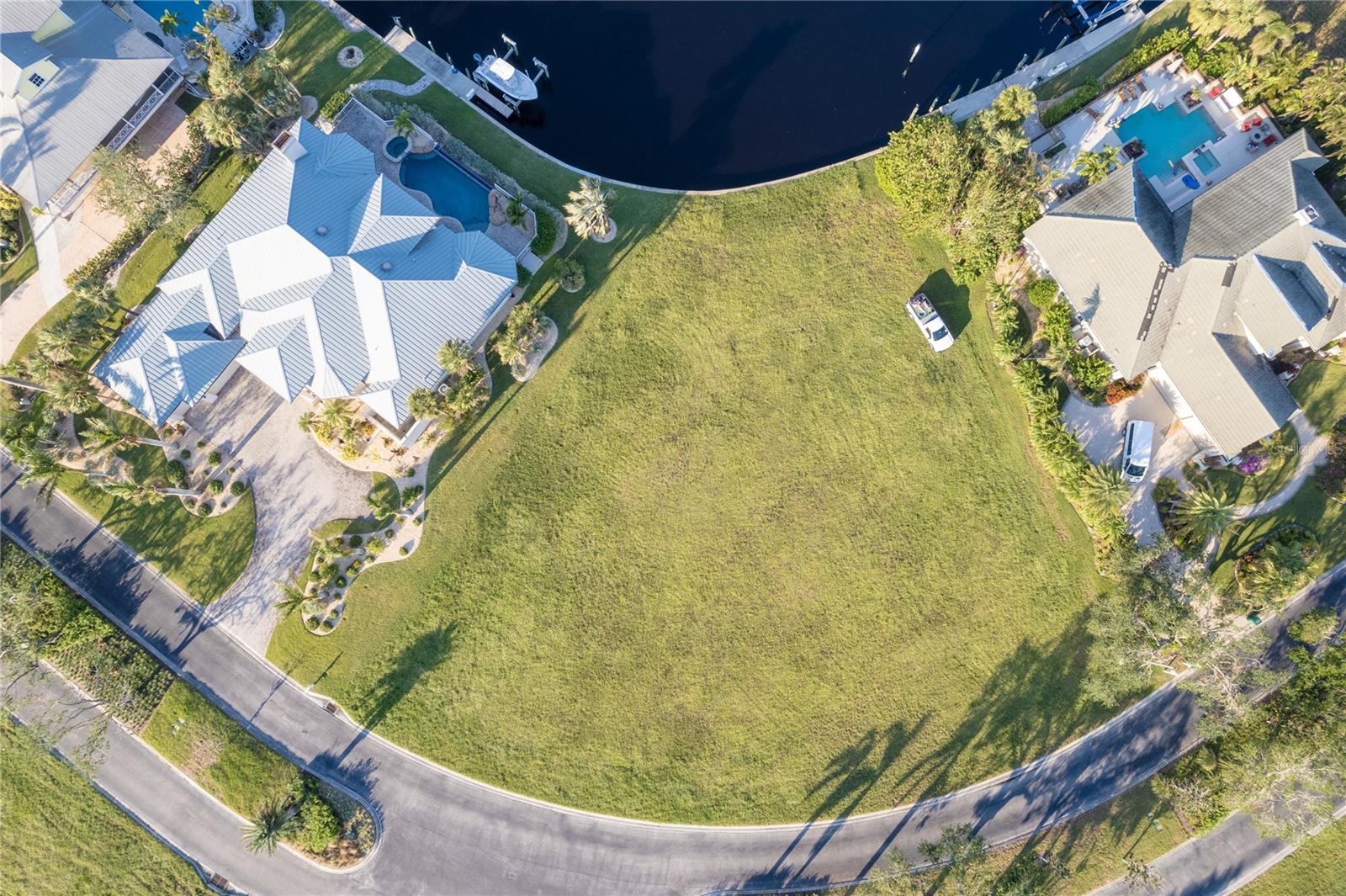 4441 GRASSY POINT BLVD