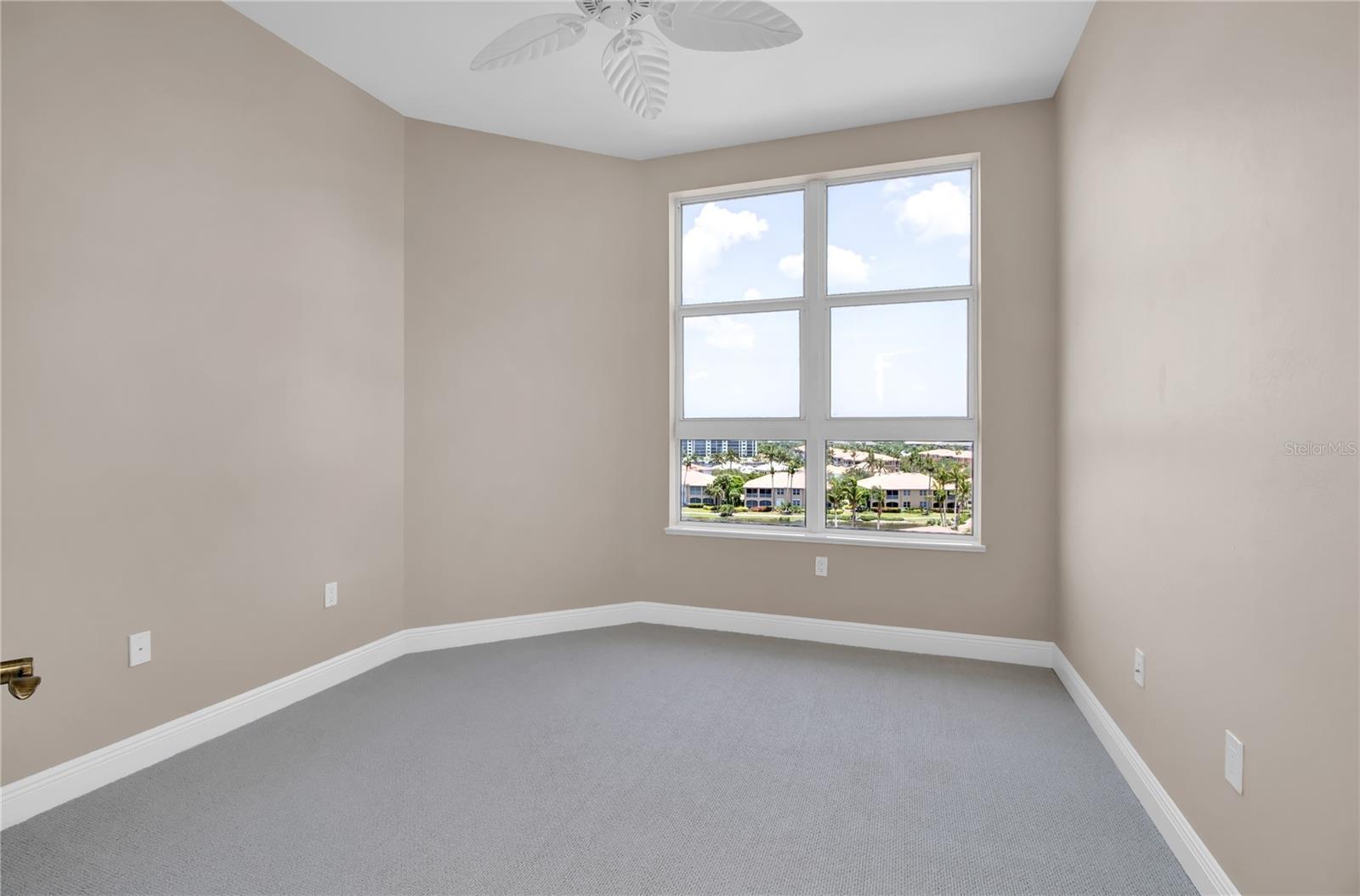 3321 SUNSET KEY CIR #609