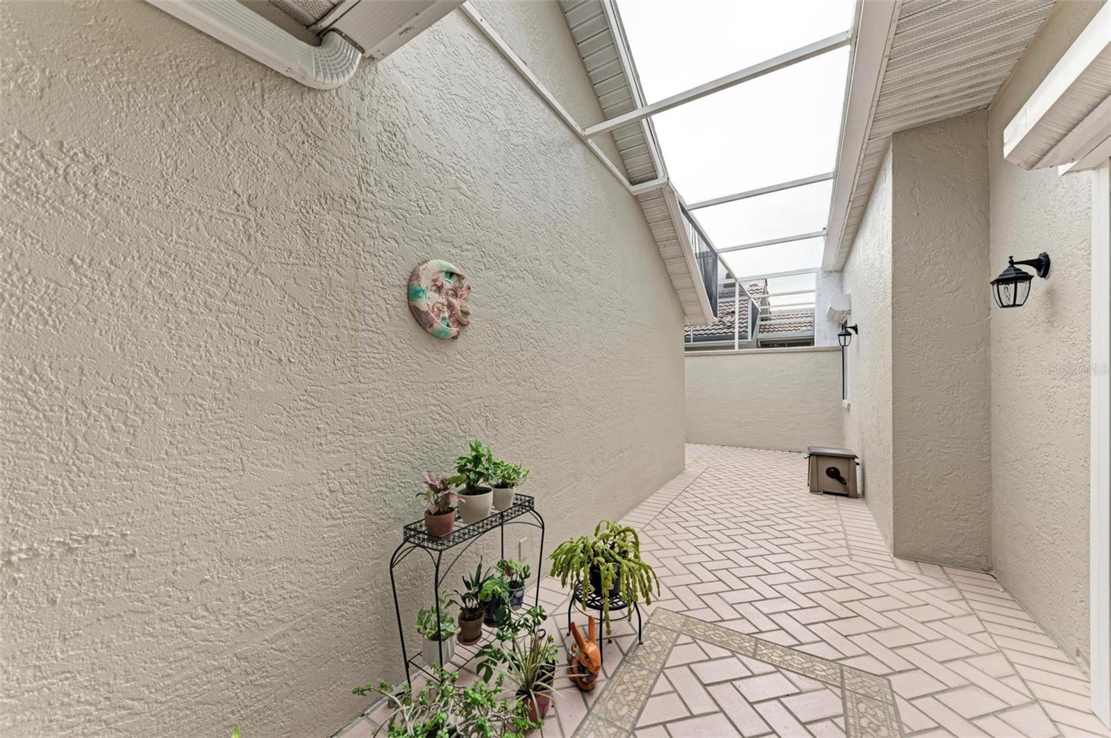 3800 BAL HARBOR BLVD #216