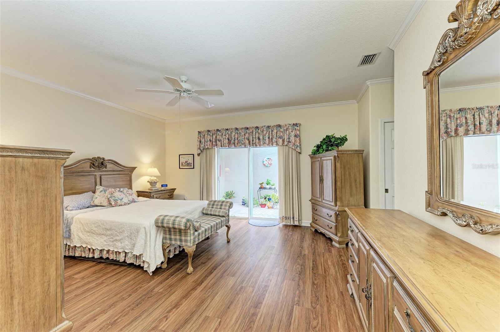 3800 BAL HARBOR BLVD #216